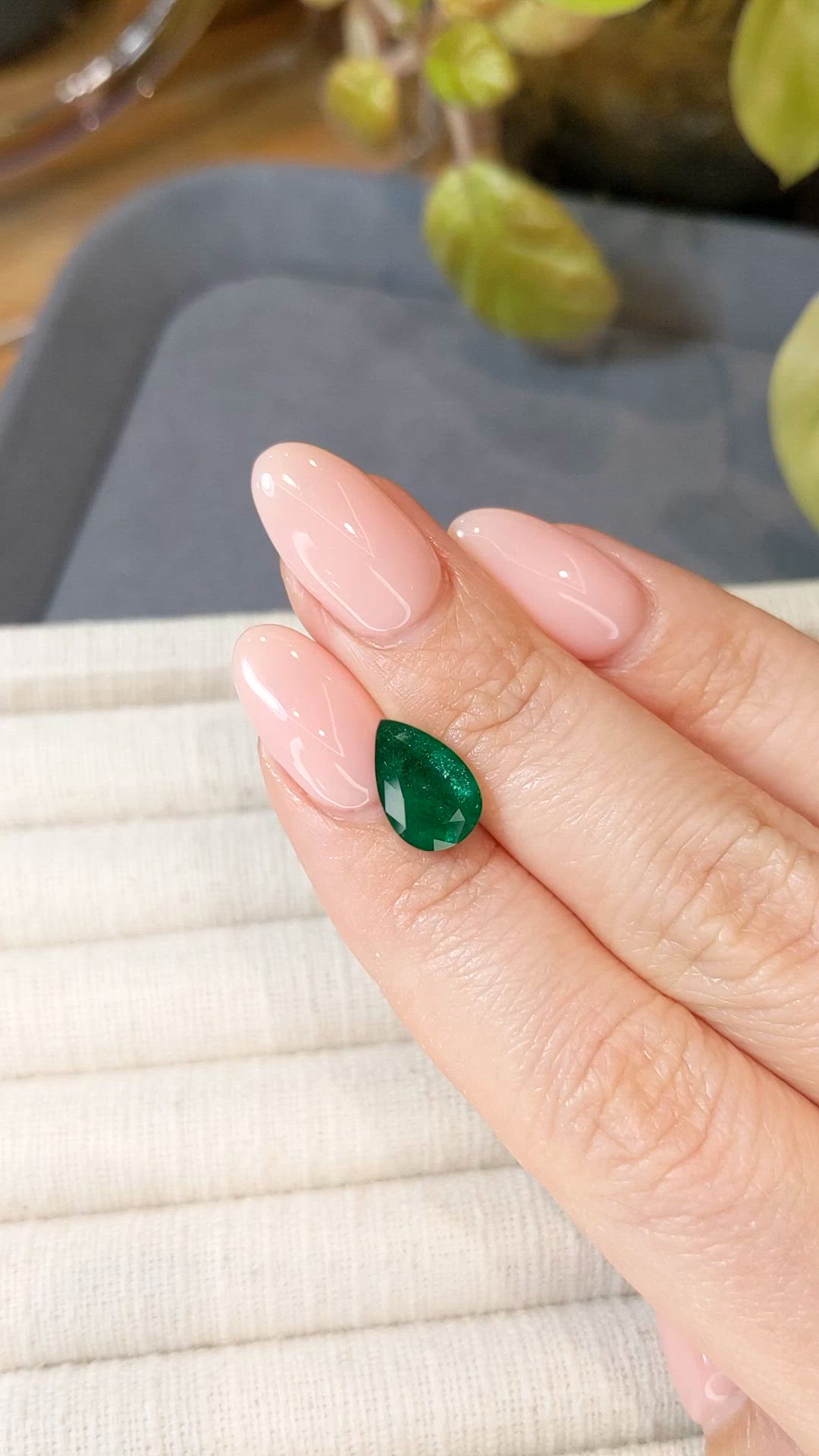 2.53 Ct. Emerald from Zambia Size Video