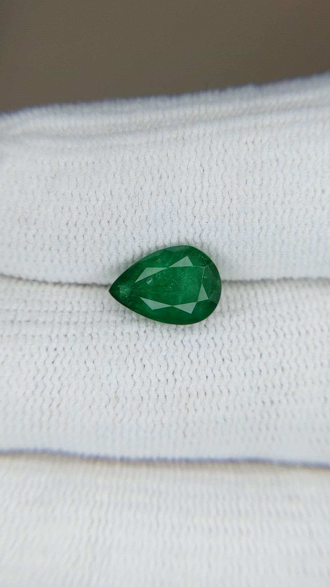 1.94 Ct. Emerald from Zambia Size Video