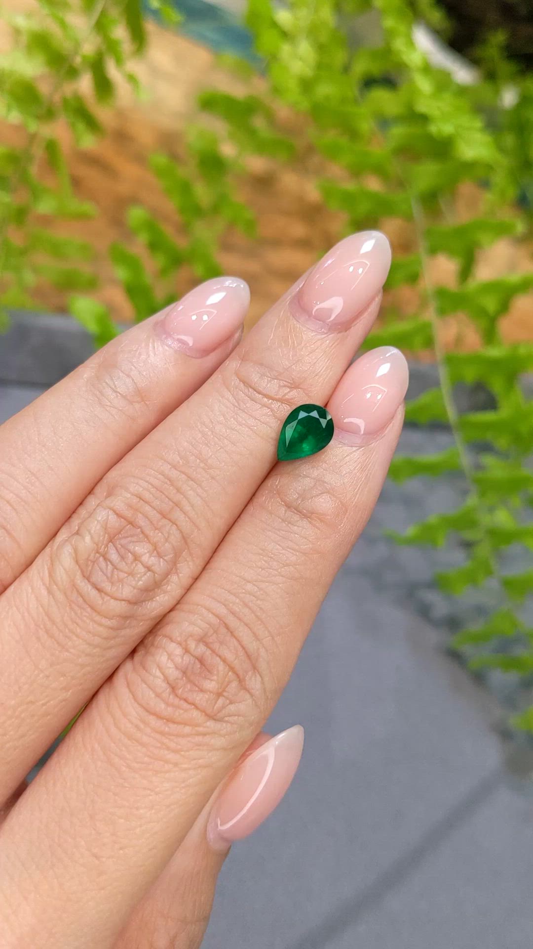 1.22 Ct. Emerald from Zambia Size Video