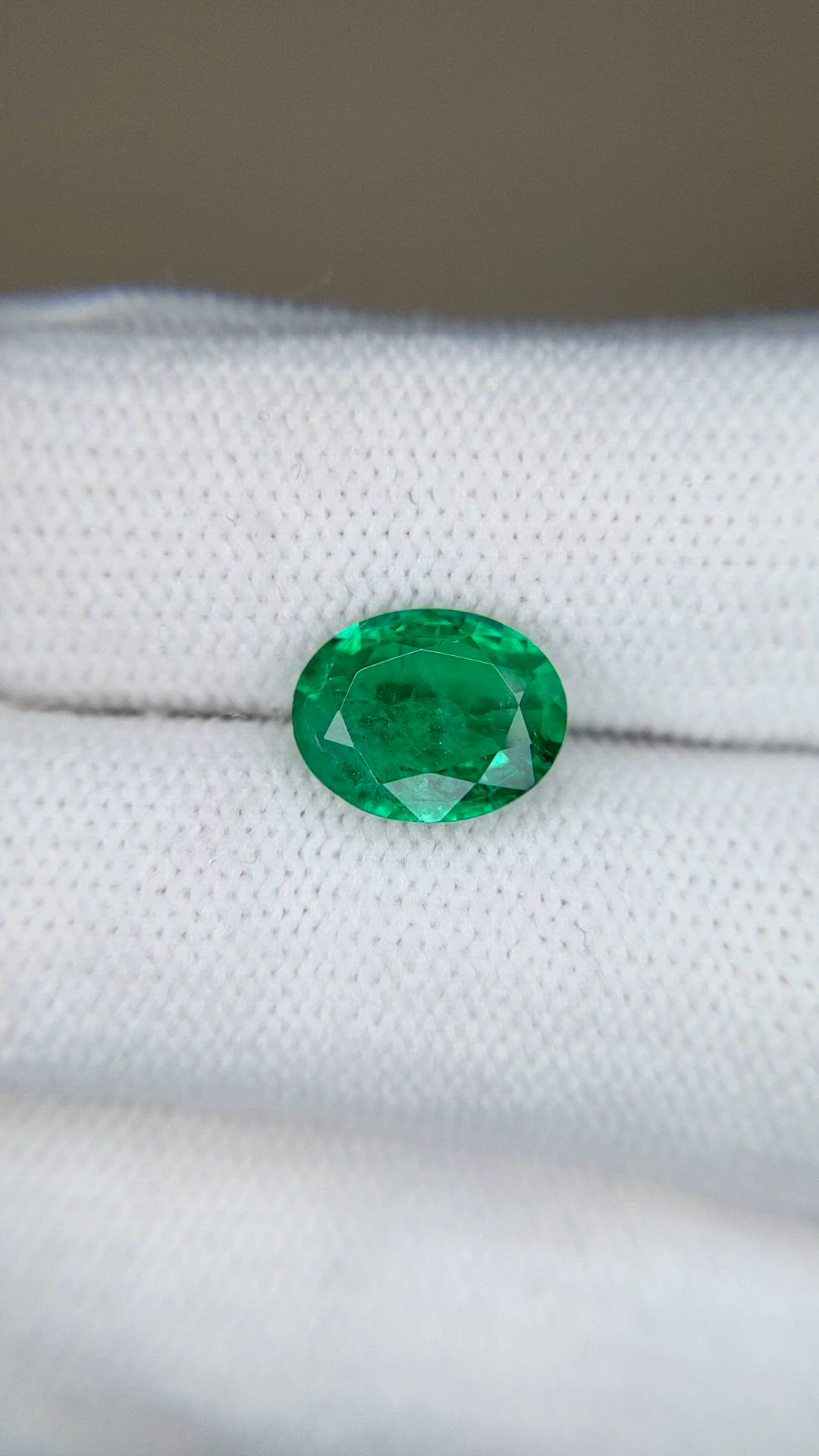 1.80 Ct. Emerald from Zambia Size Video