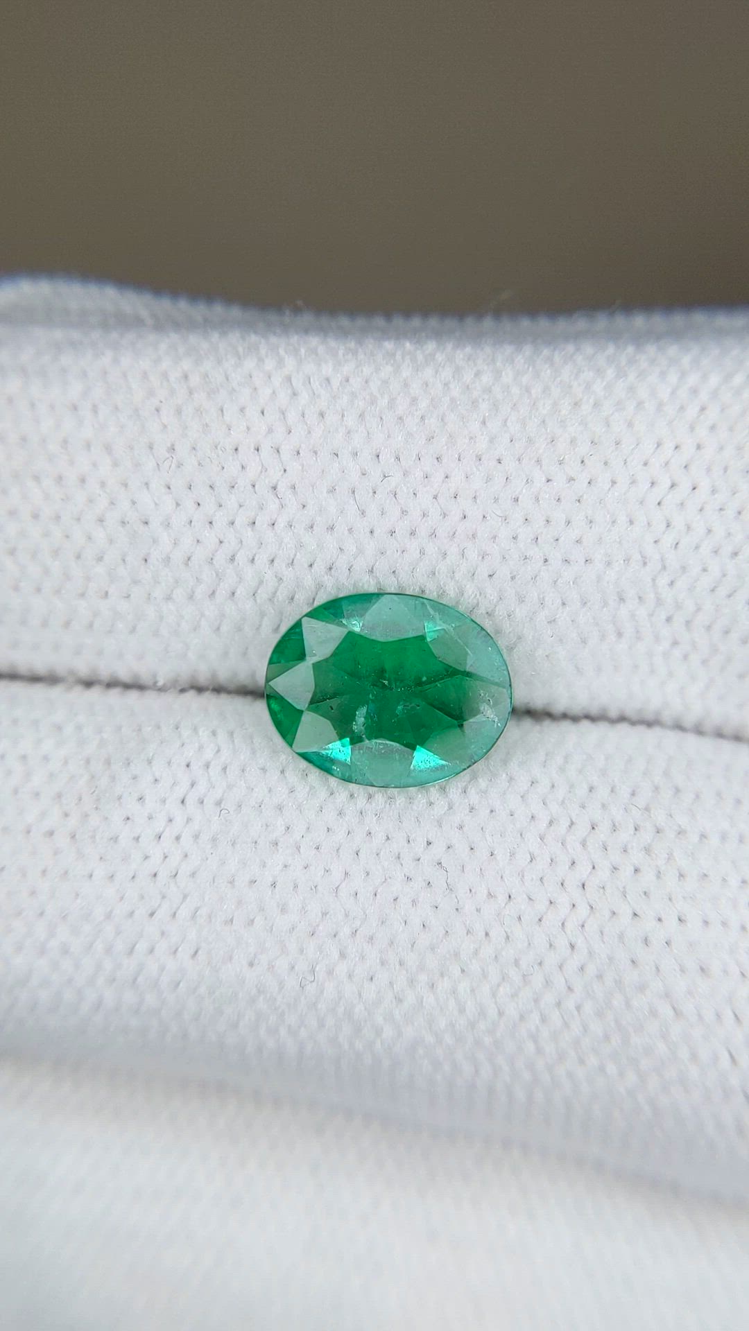 1.27 Ct. Emerald from Zambia Size Video