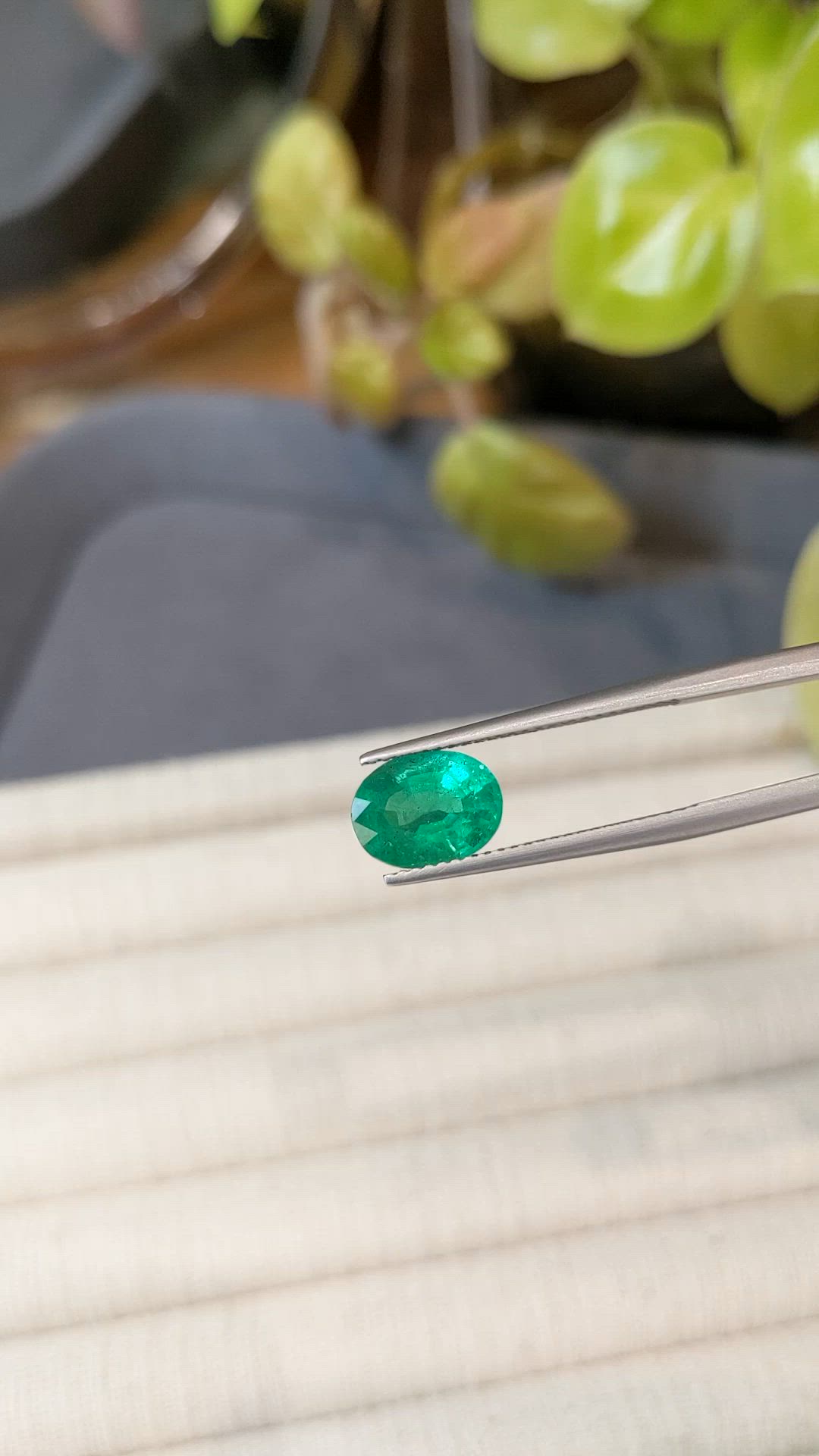 2.30 Ct. Emerald from Zambia Size Video