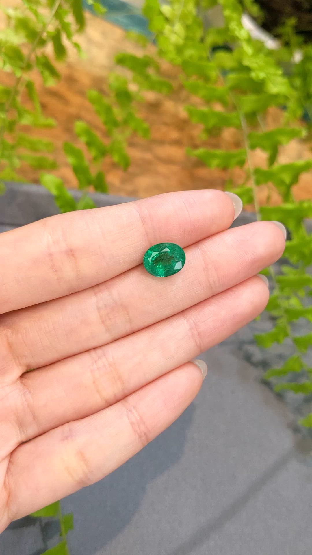 2.85 Ct. Emerald from Zambia Size Video
