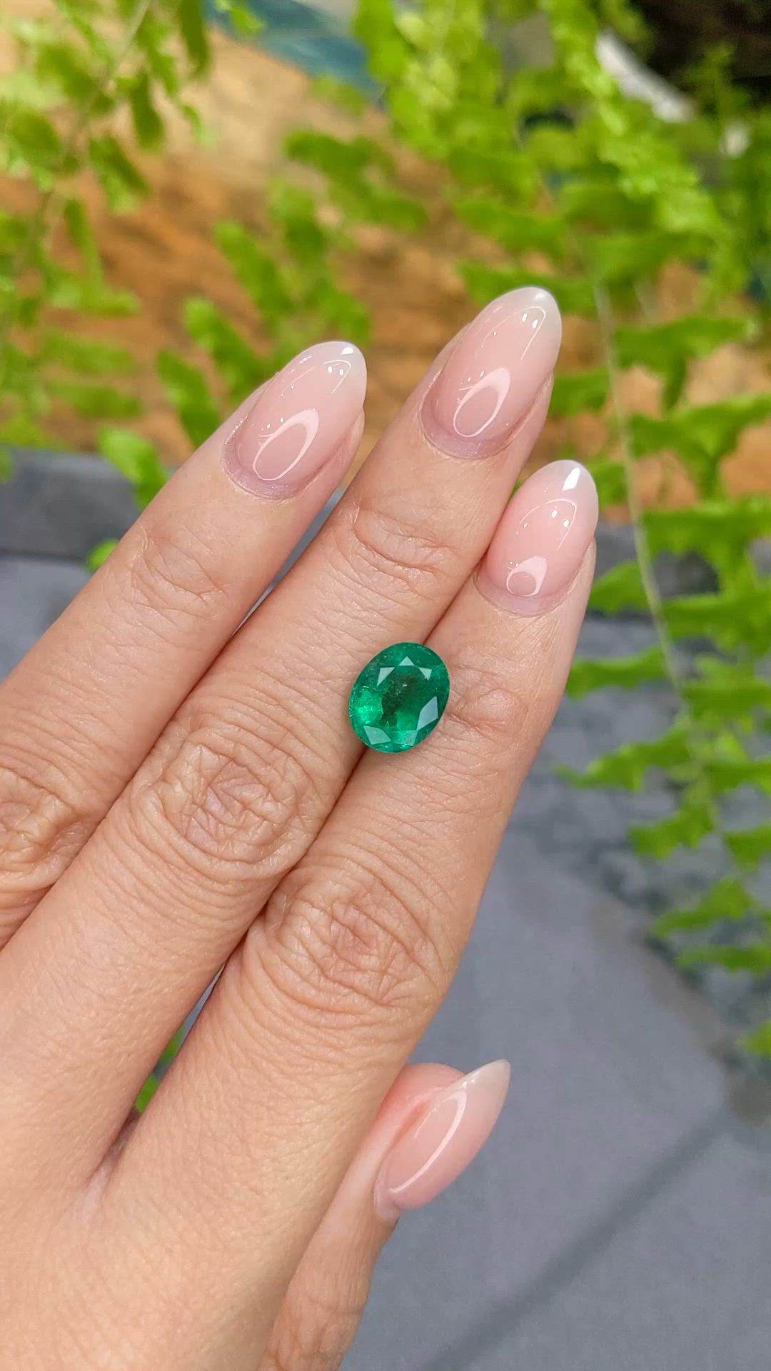 2.85 Ct. Emerald from Zambia Size Video