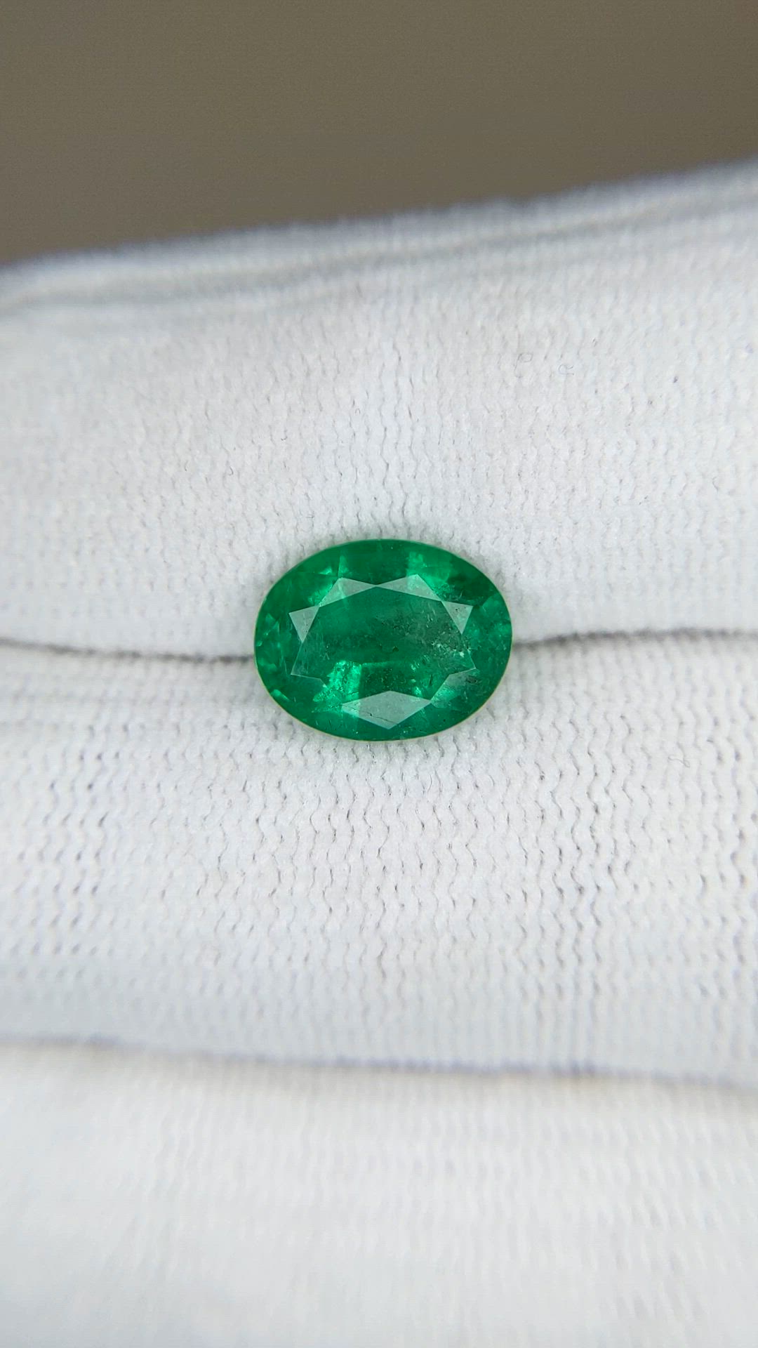 2.38 Ct. Emerald from Zambia Size Video
