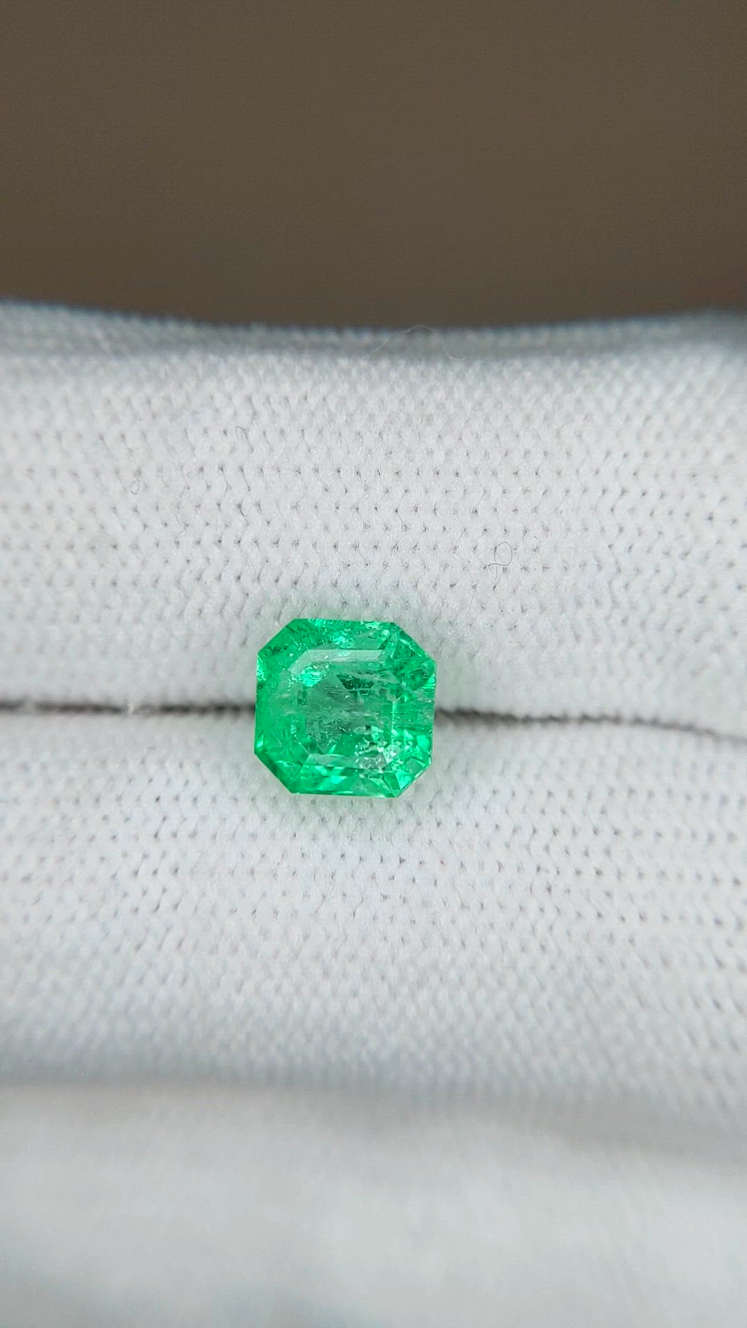 1.78 Ct. Emerald from Colombia Size Video