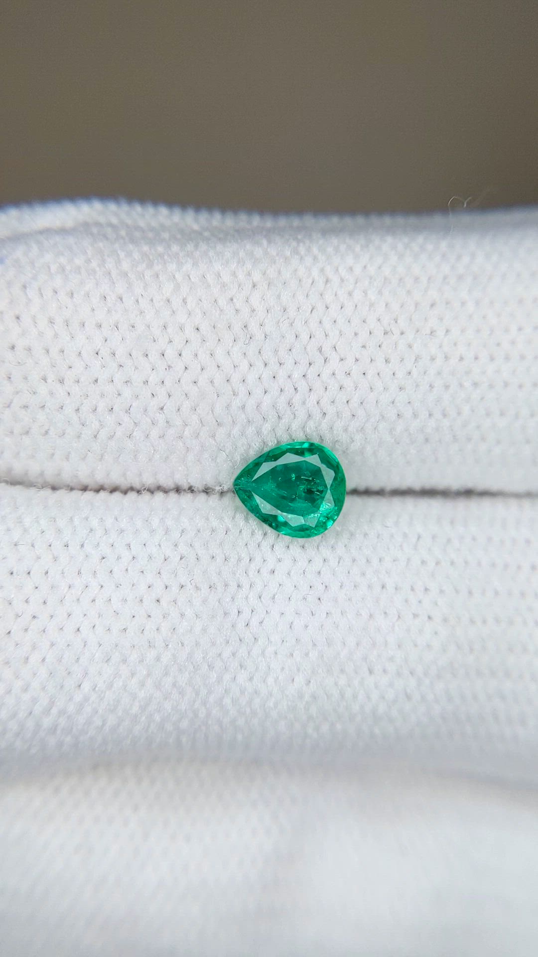 0.50 Ct. Emerald from Zambia Size Video