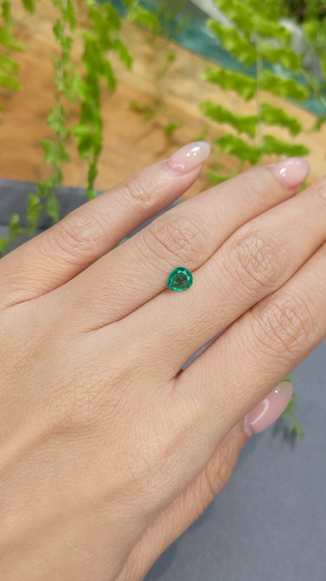 0.50 Ct. Emerald from Zambia Size Video