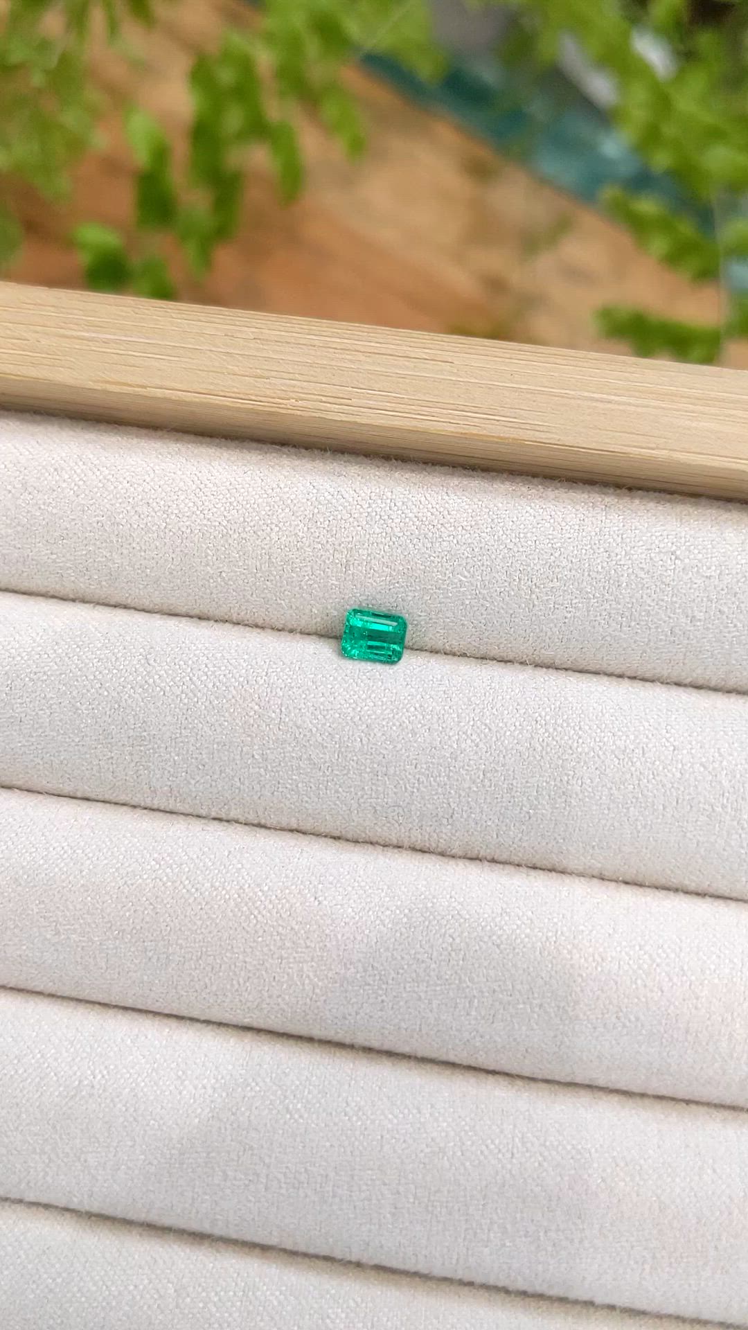 0.43 Ct. Emerald from Colombia Size Video