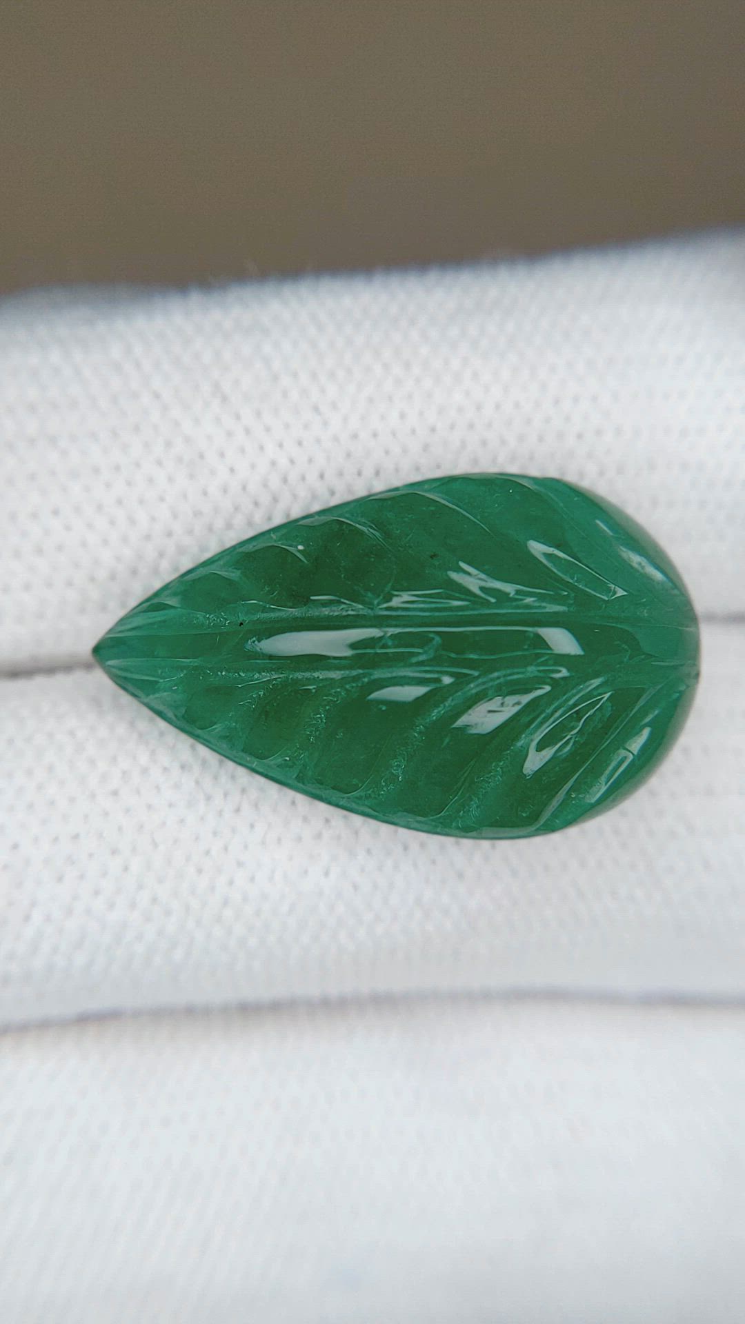 17.04 Ct. Emerald from Zambia Size Video