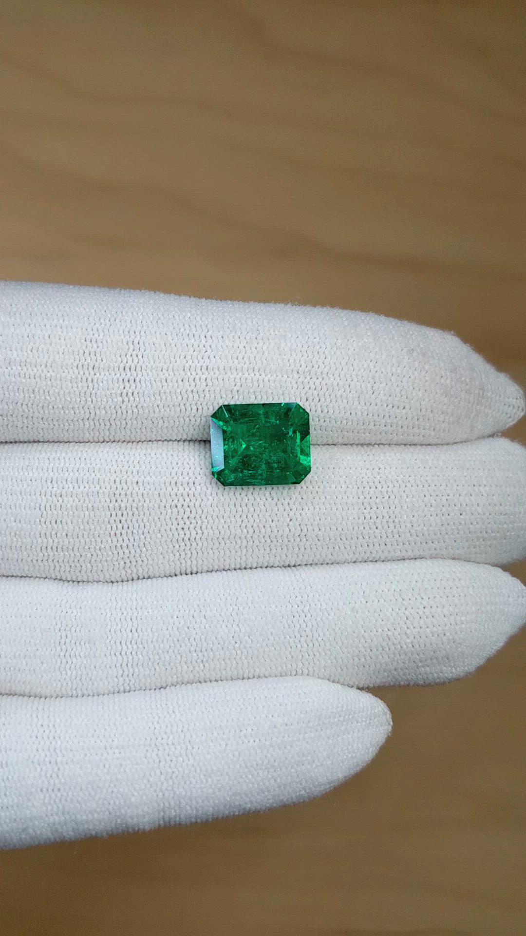 4.46 Ct. Emerald from Colombia Size Video