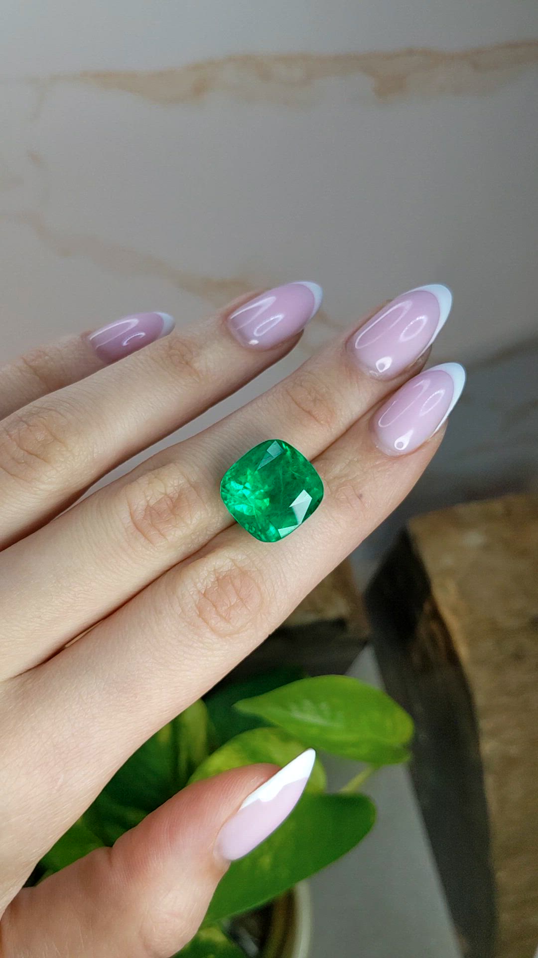 14.49 Ct. Emerald from Colombia Size Video
