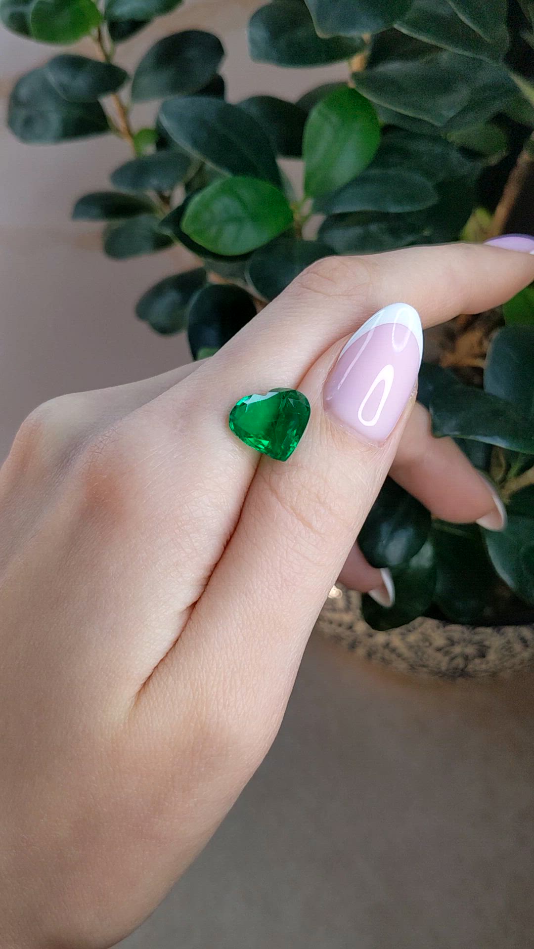 5.26 Ct. Emerald from Zambia Size Video