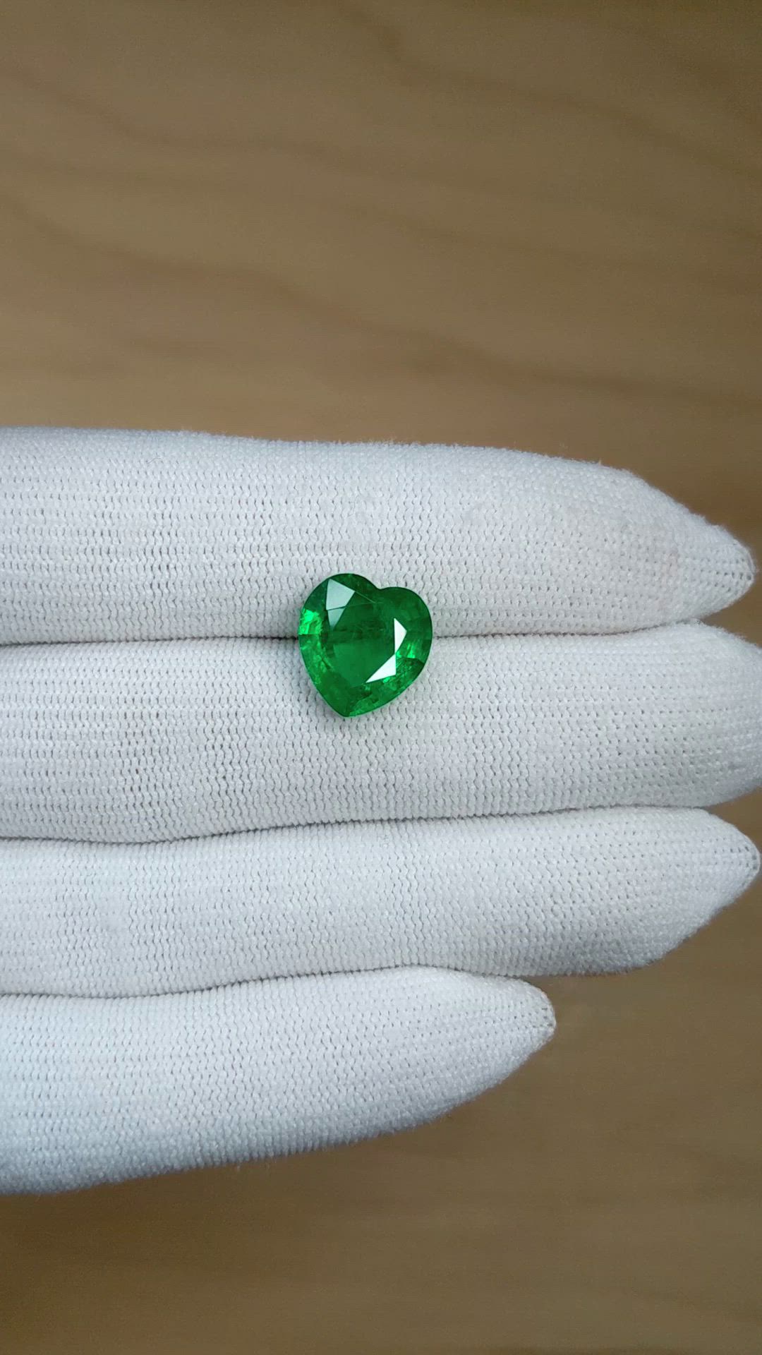 4.80 Ct. Emerald from Zambia Size Video