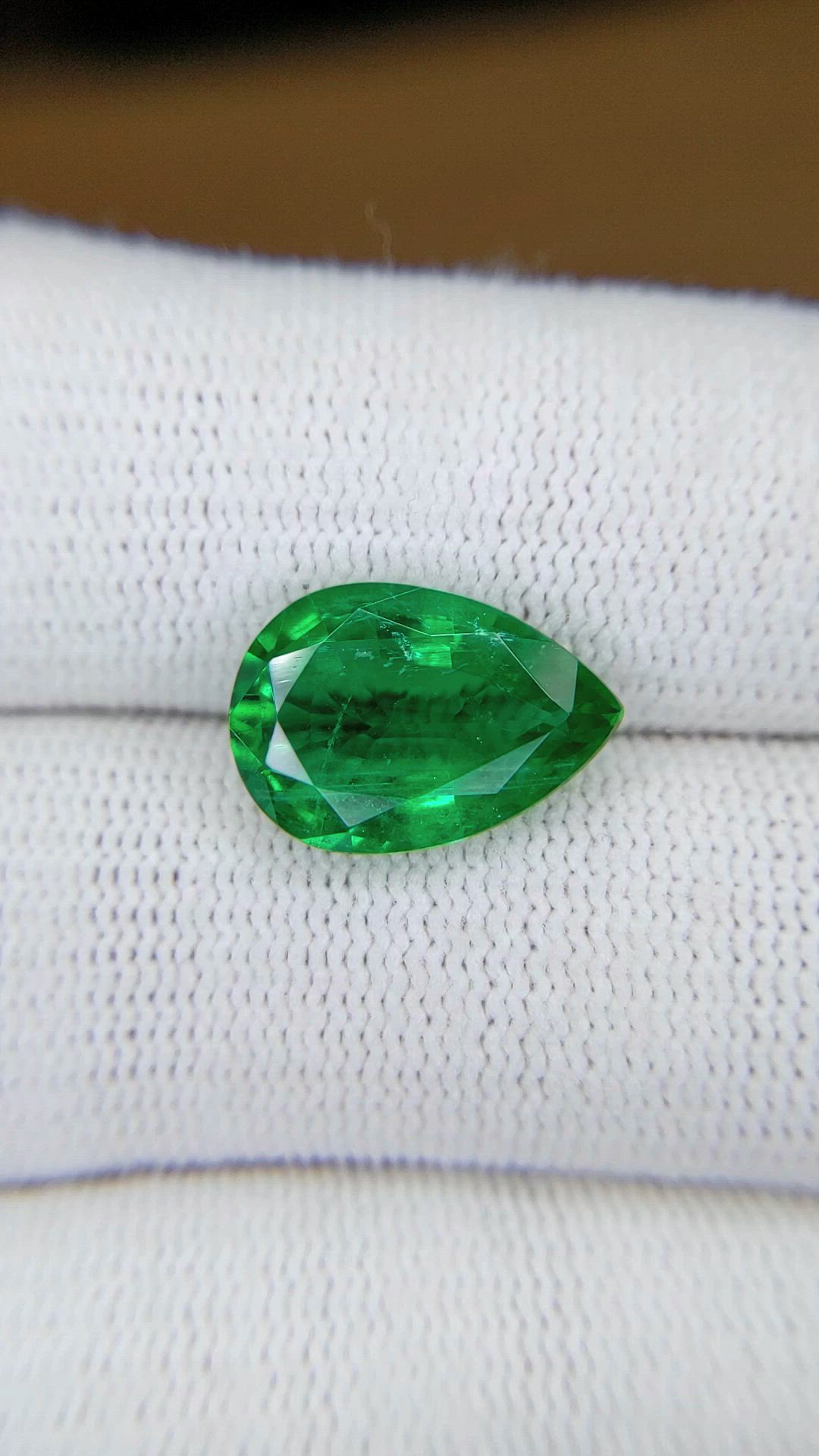 4.18 Ct. Emerald from Zambia Size Video