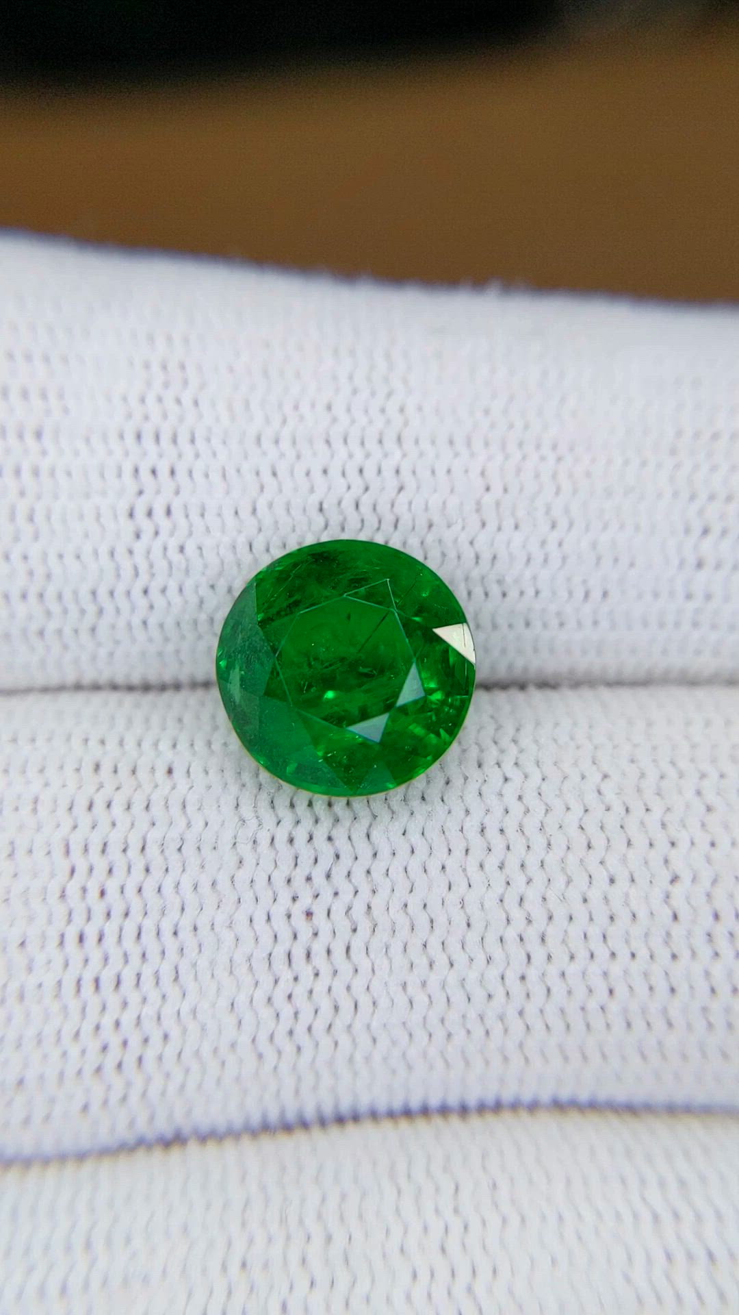 4.07 Ct. Emerald from Zambia Size Video