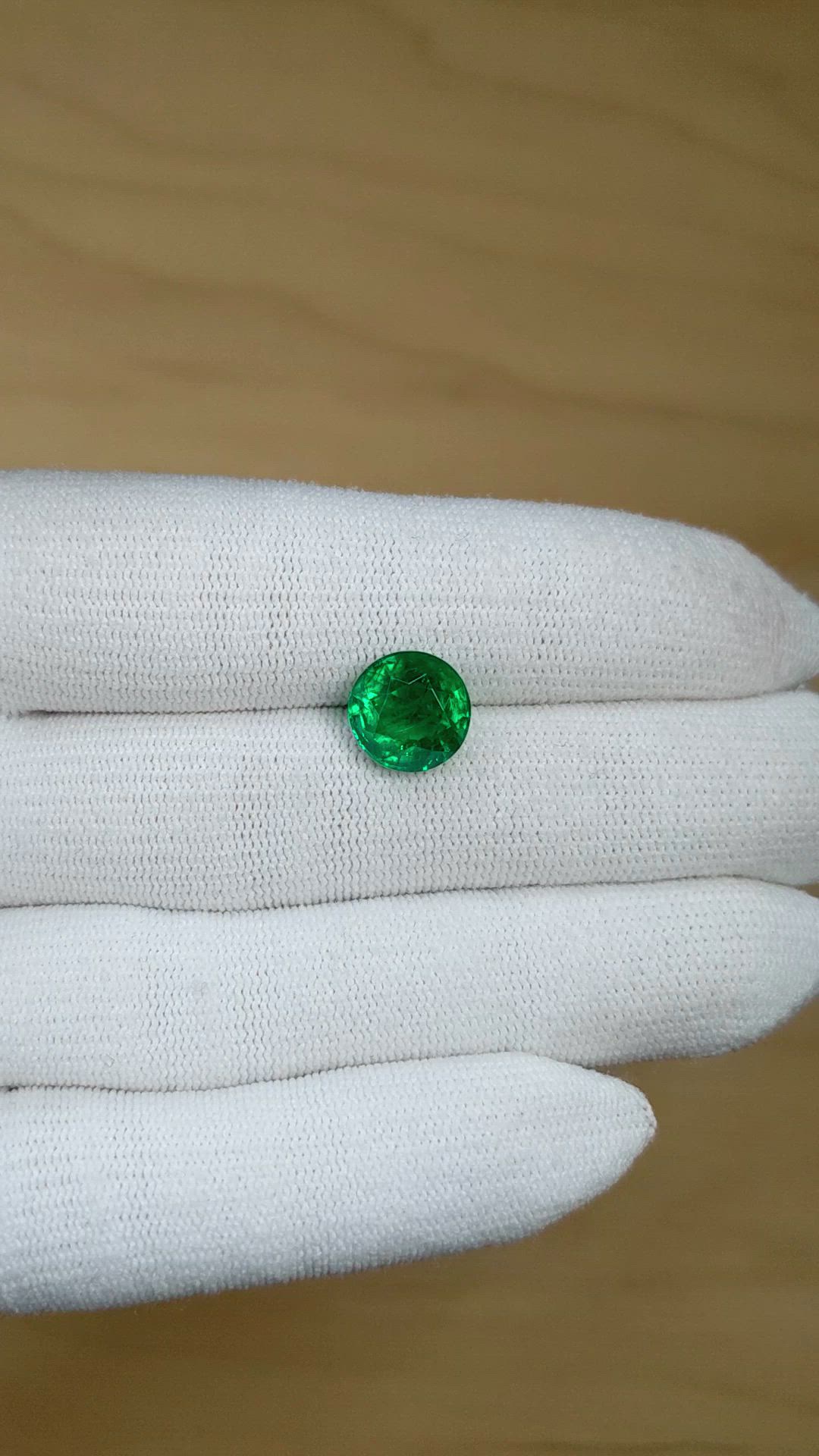 4.07 Ct. Emerald from Zambia Size Video
