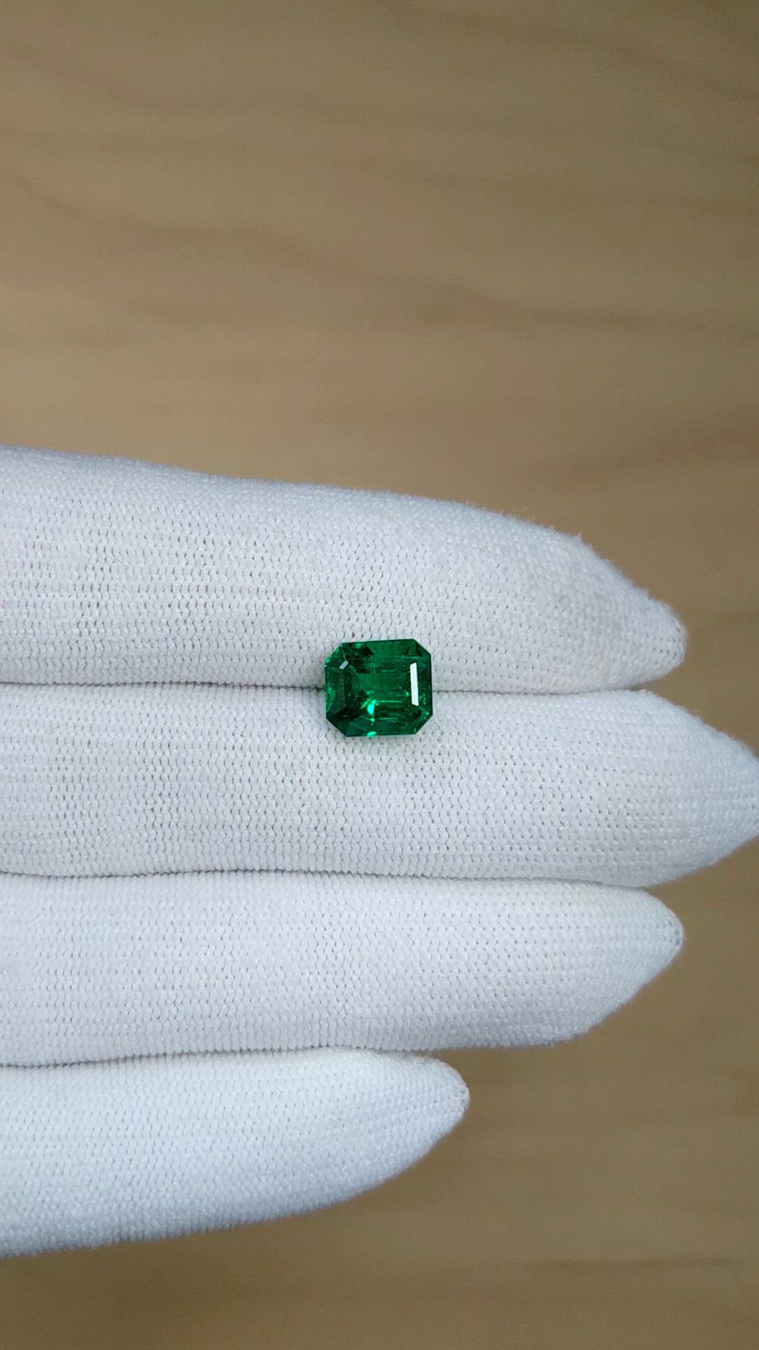 2.96 Ct. Emerald from Zambia Size Video