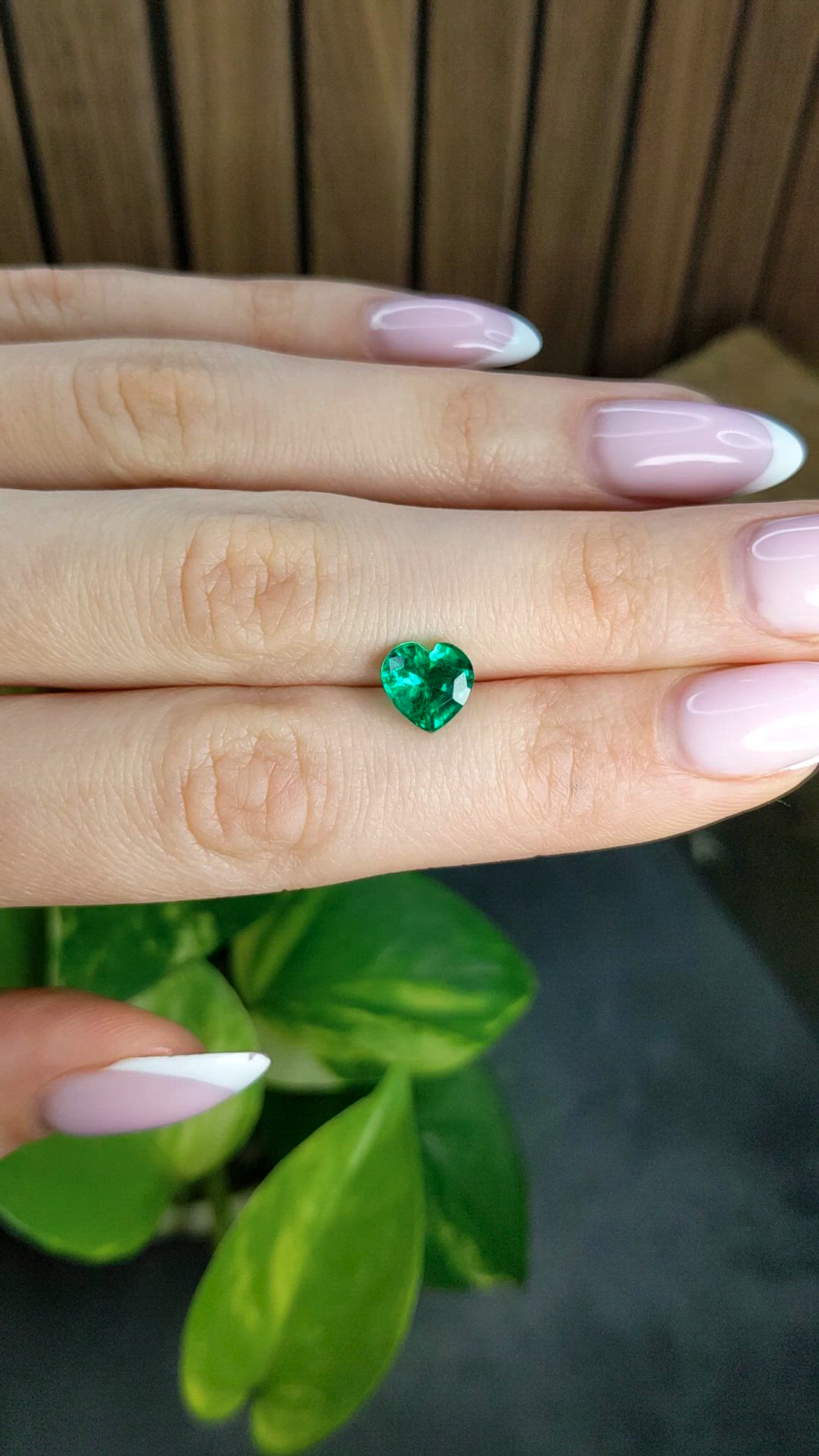1.72 Ct. Emerald from Colombia Size Video