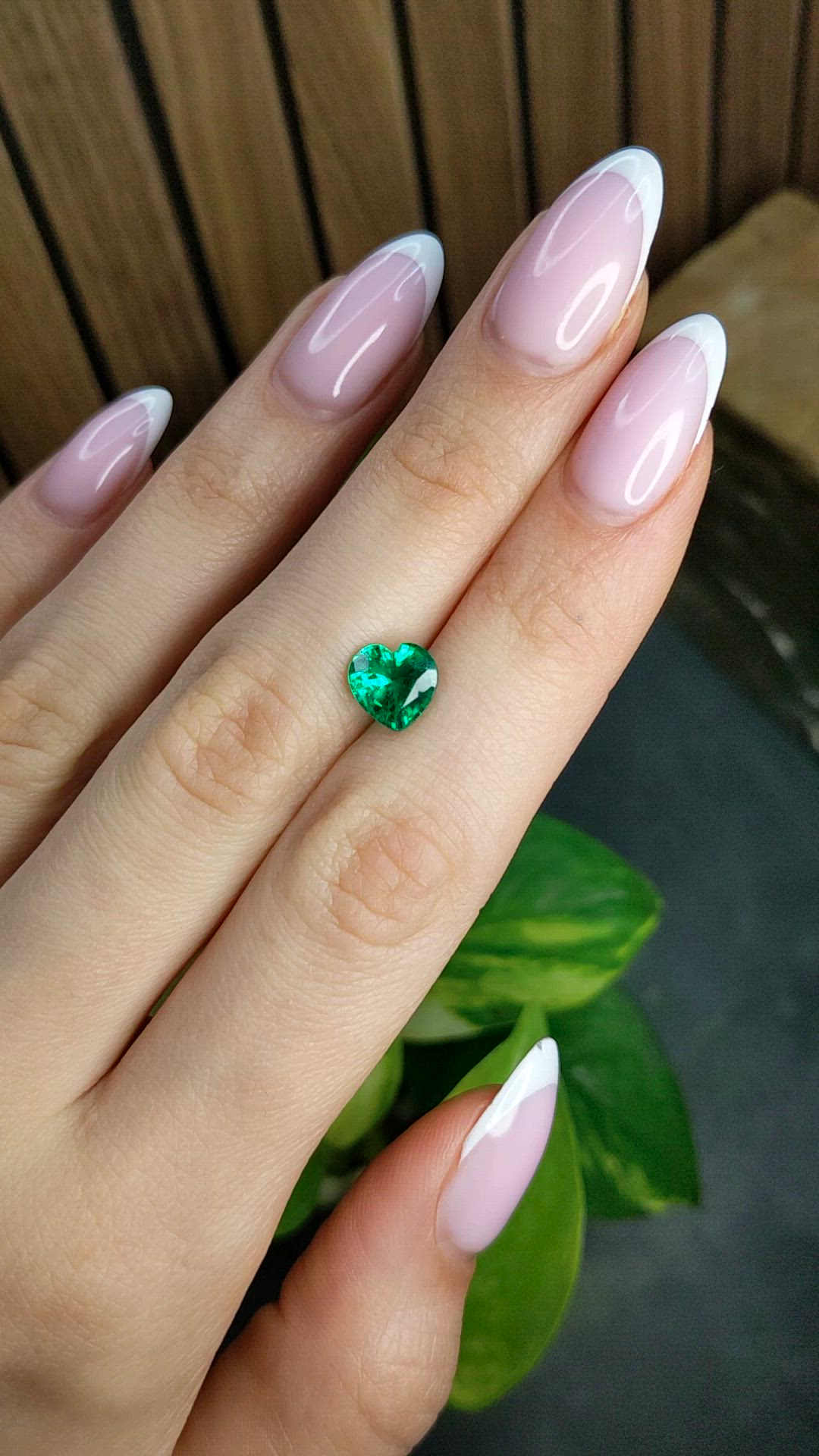 1.72 Ct. Emerald from Colombia Size Video