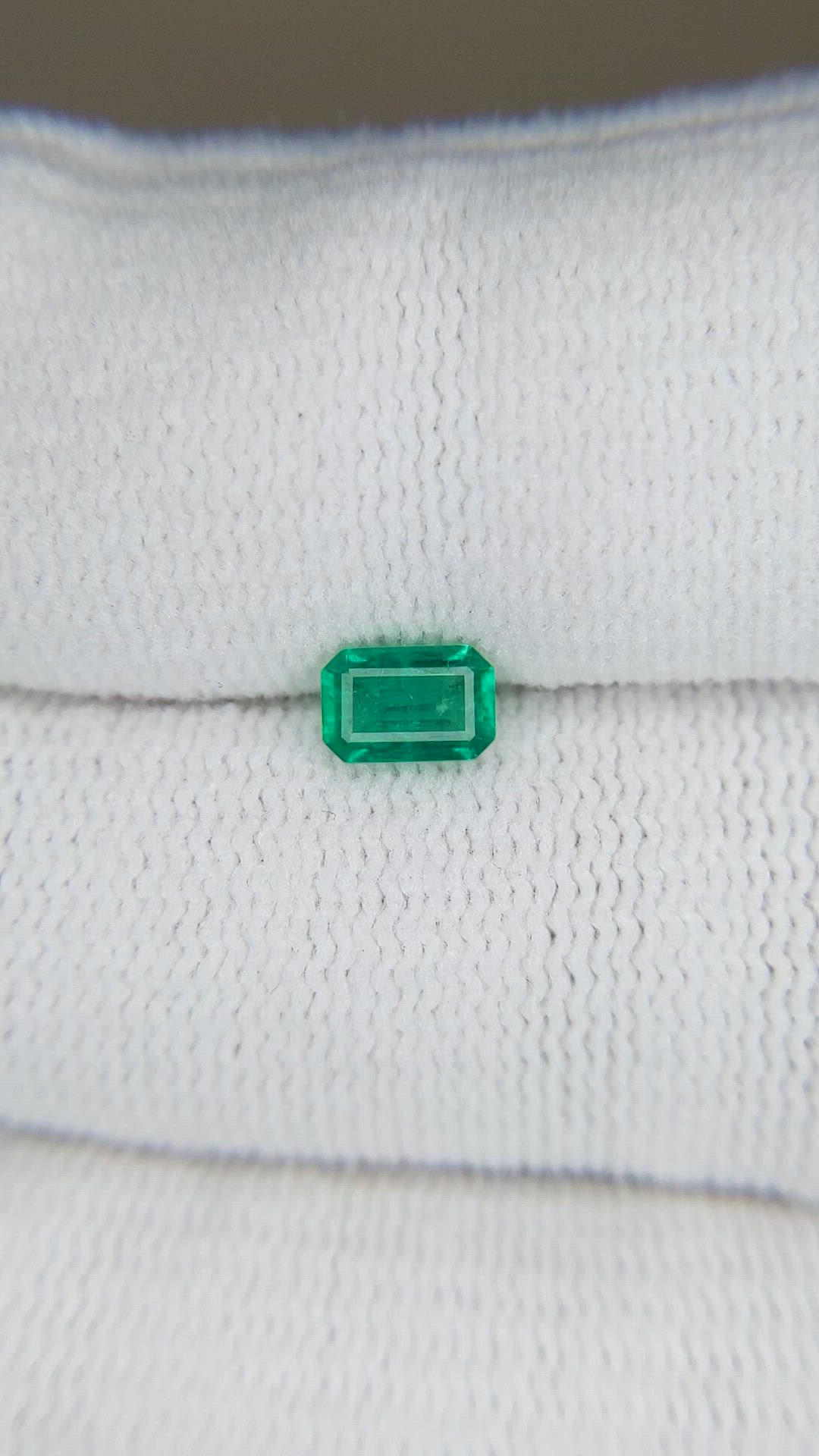 0.35 Ct. Emerald from Afghanistan Size Video