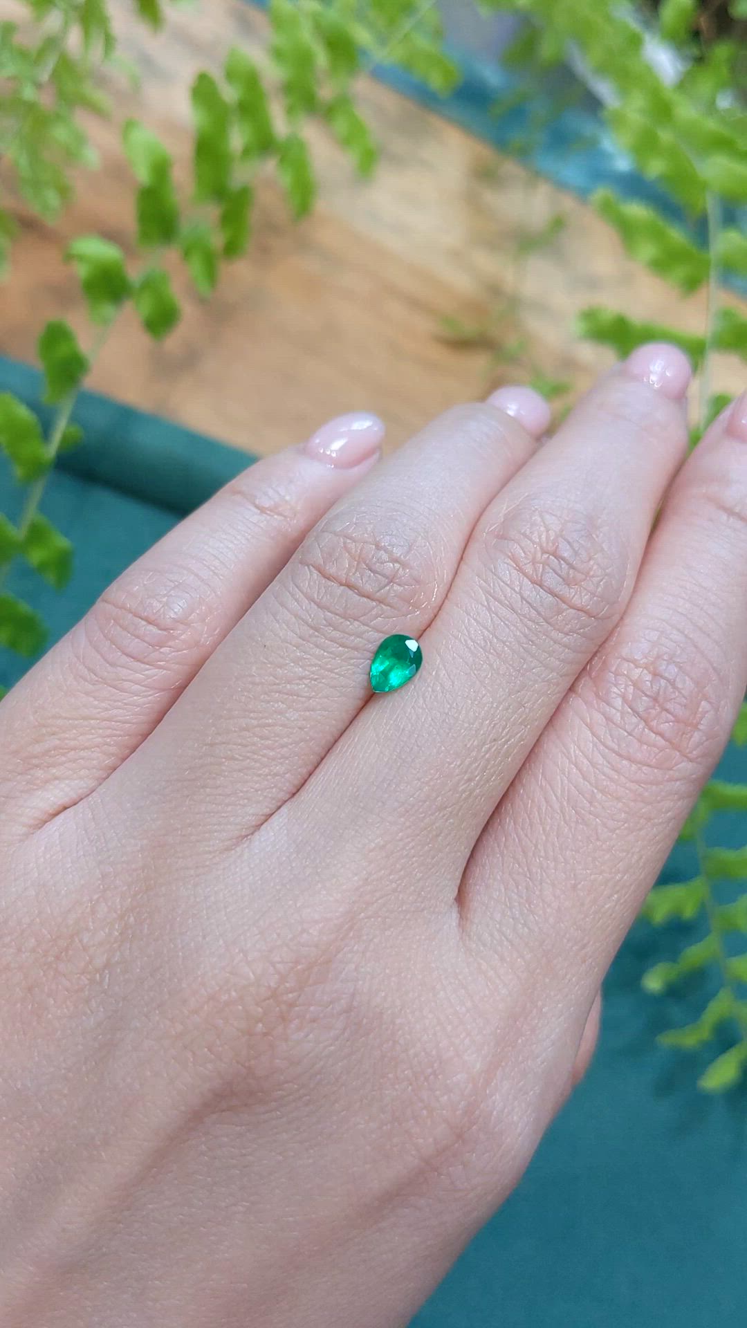 0.42 Ct. Emerald from Afghanistan Size Video