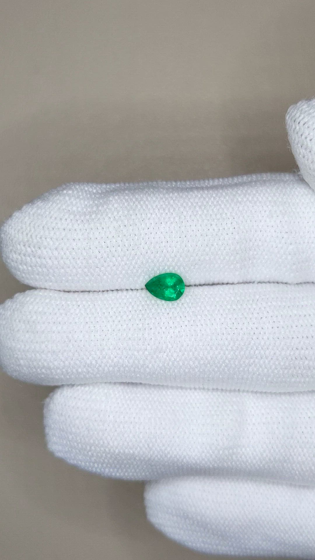0.42 Ct. Emerald from Afghanistan Size Video