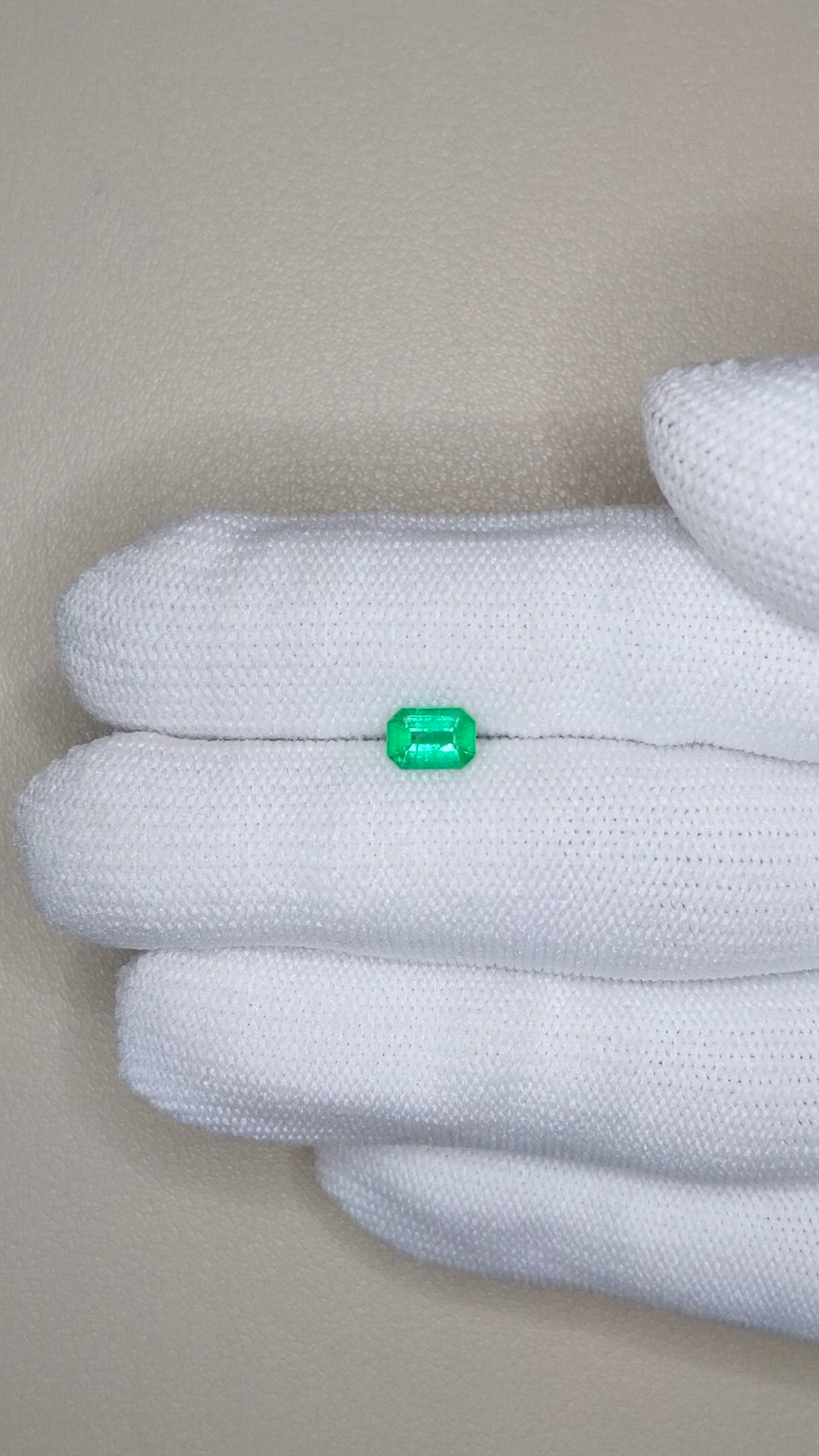 0.55 Ct. Emerald from Afghanistan Size Video
