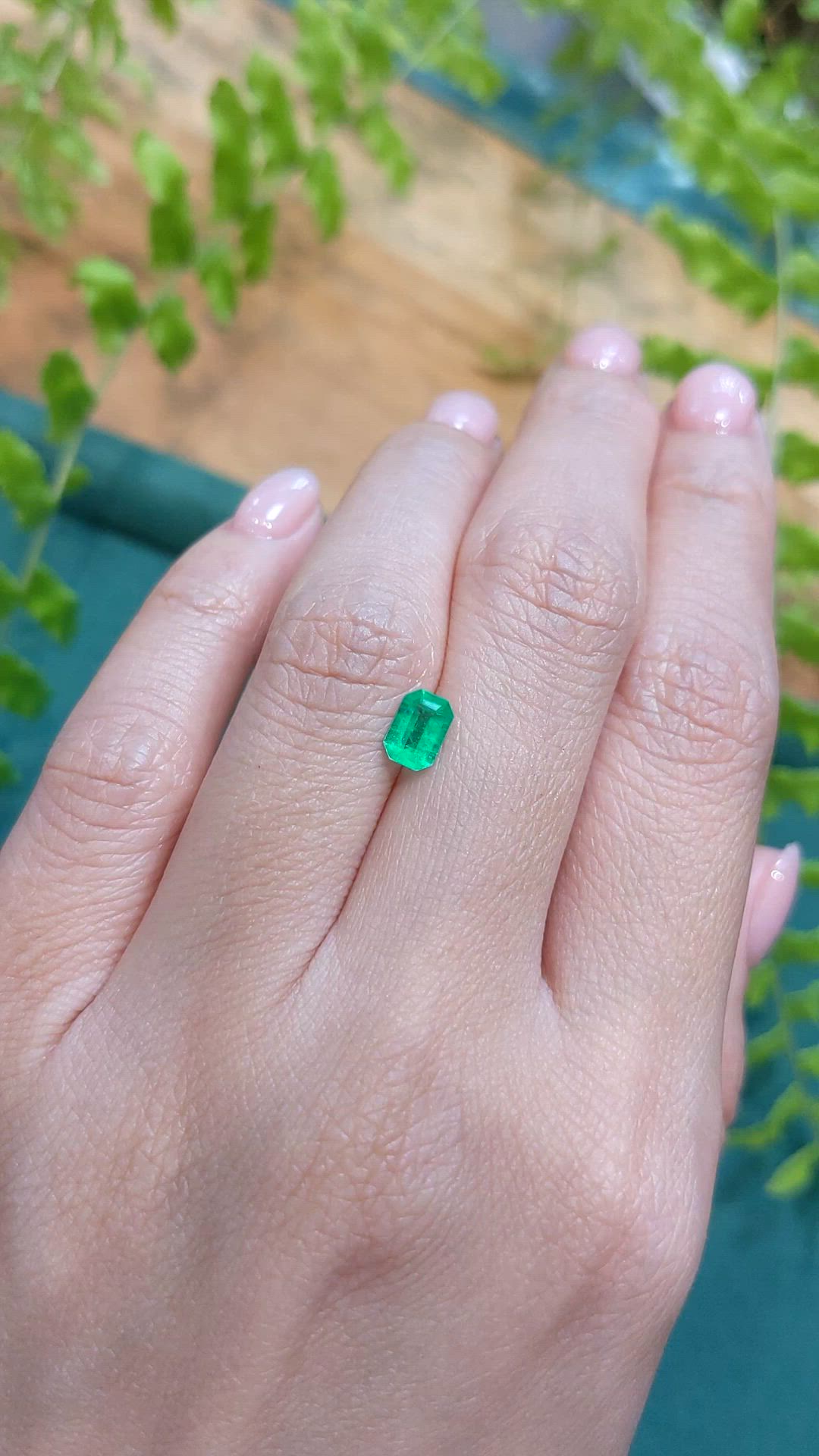 0.55 Ct. Emerald from Afghanistan Size Video