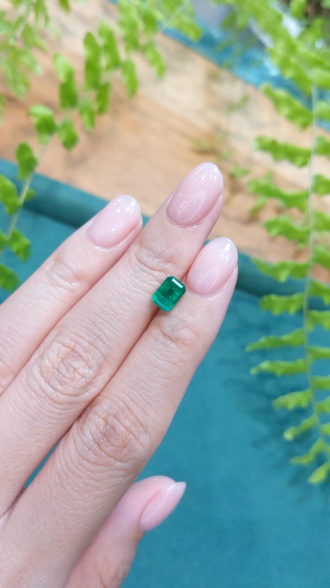 0.96 Ct. Emerald from Afghanistan Size Video
