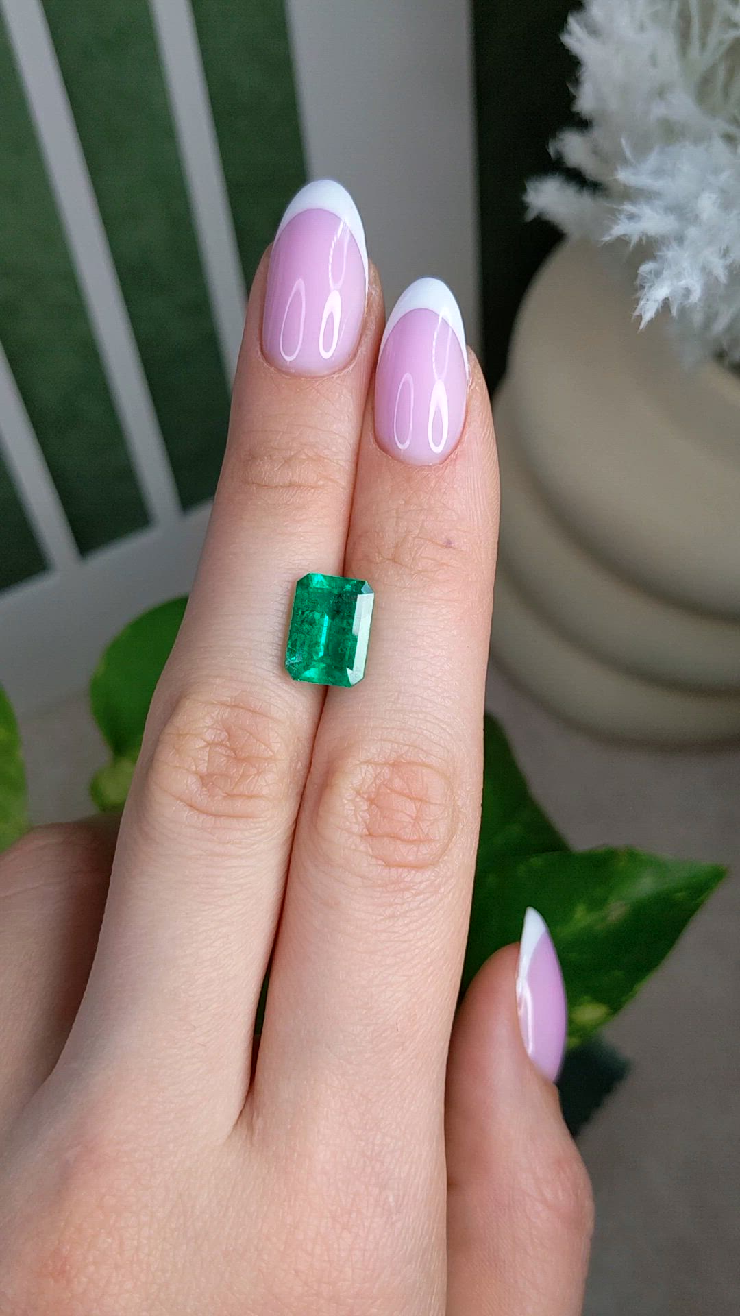 3.81 Ct. Emerald from Colombia Size Video