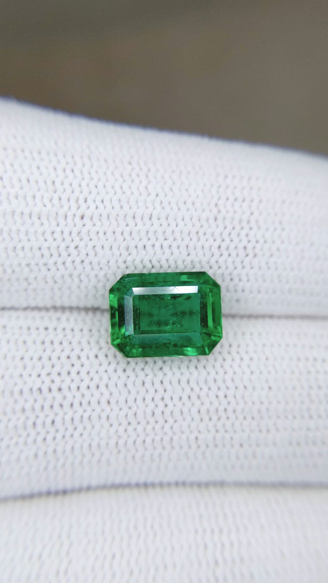 3.17 Ct. Emerald from Colombia Size Video