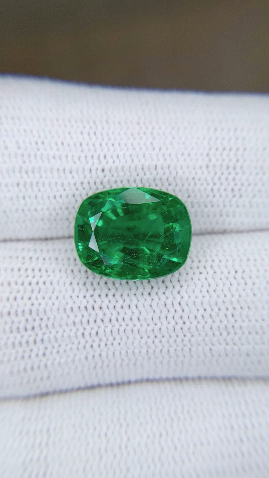 6.05 Ct. Emerald from Colombia Size Video