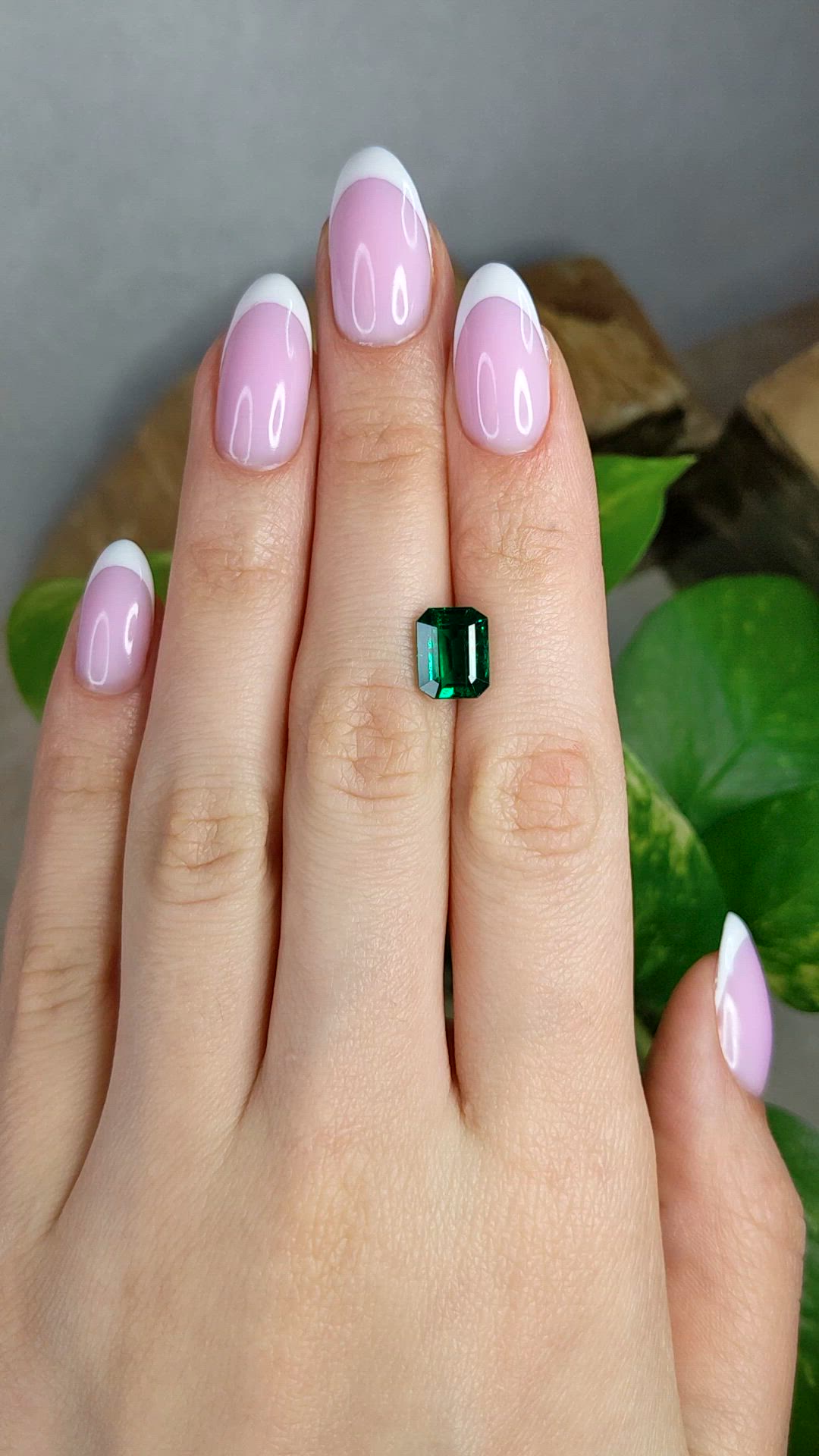 2.64 Ct. Emerald from Colombia Size Video