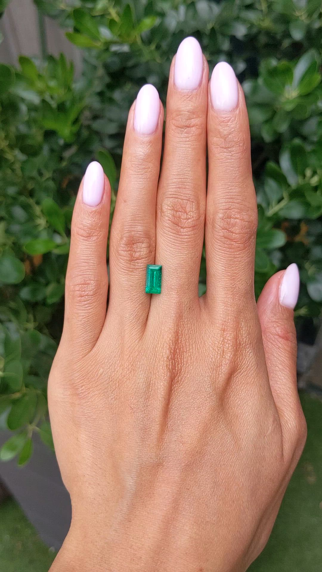 1.38 Ct. Emerald from Colombia Size Video