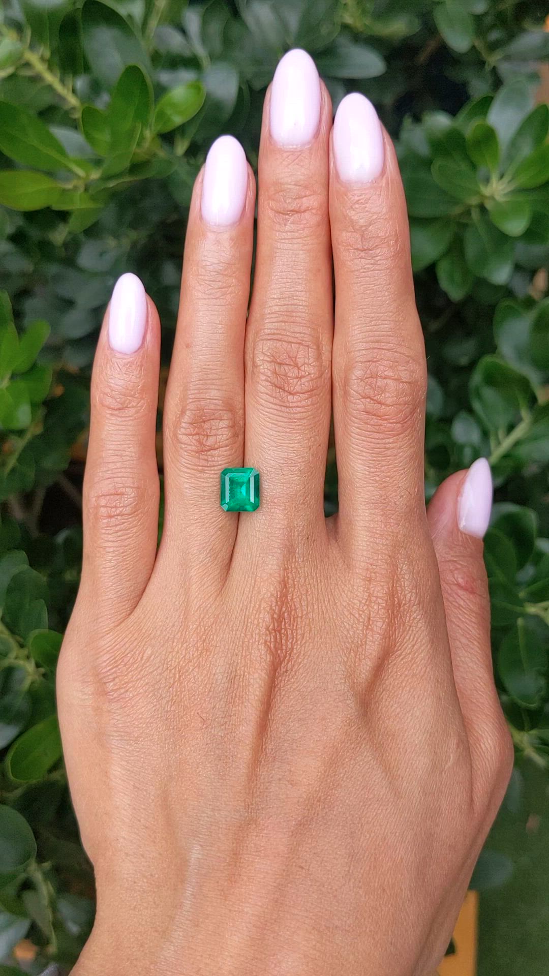 1.75 Ct. Emerald from Colombia Size Video