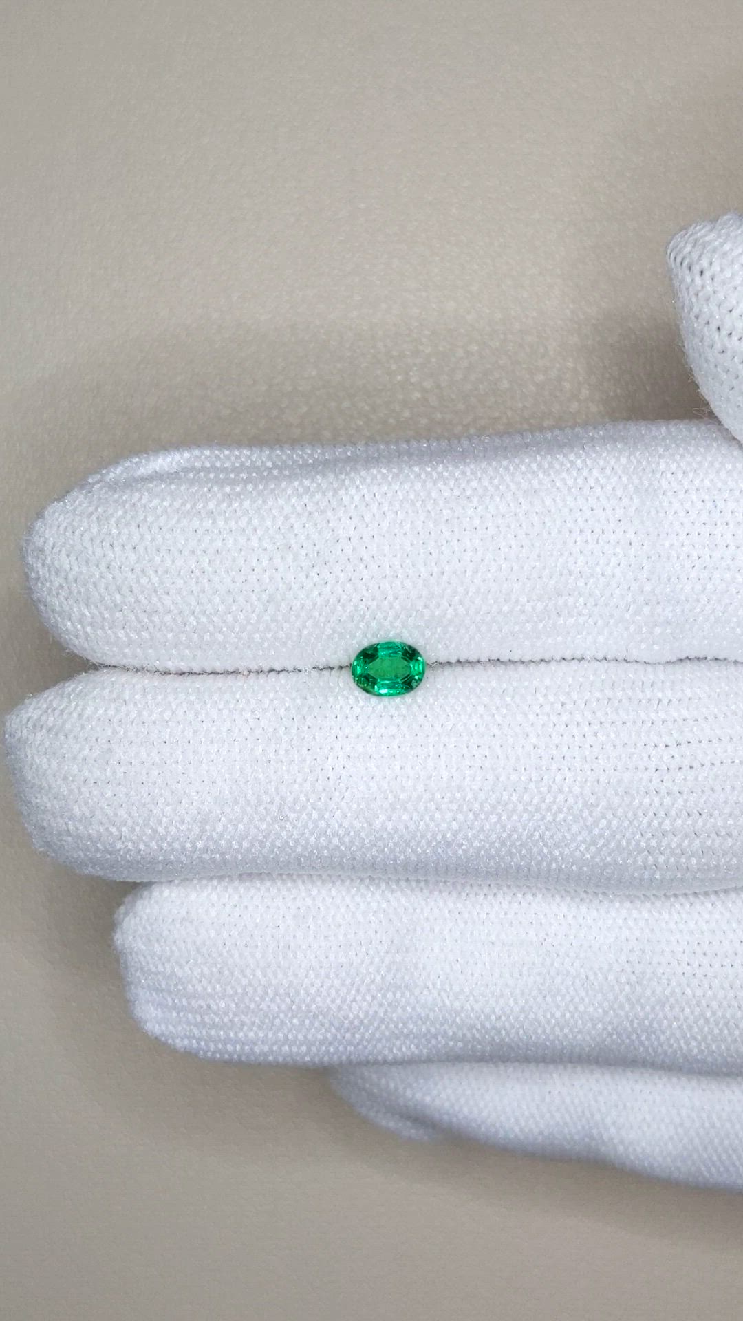 0.33 Ct. Emerald from Zambia Size Video