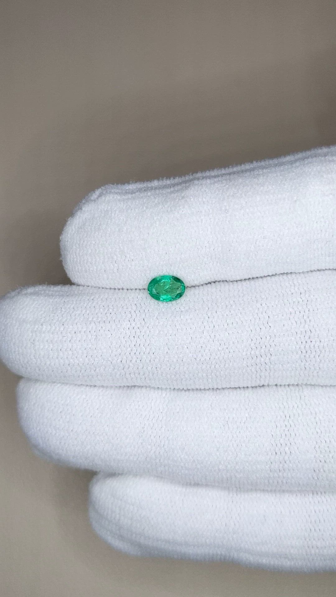 0.34 Ct. Emerald from Zambia Size Video