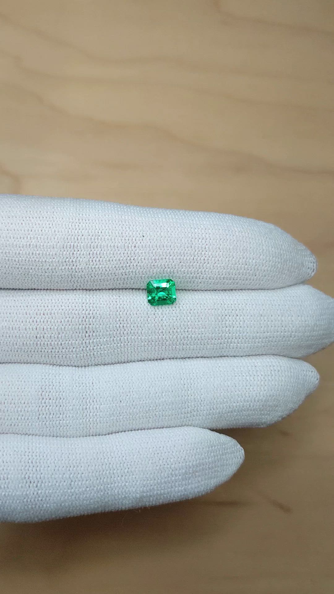 0.77 Ct. Emerald from Colombia Size Video