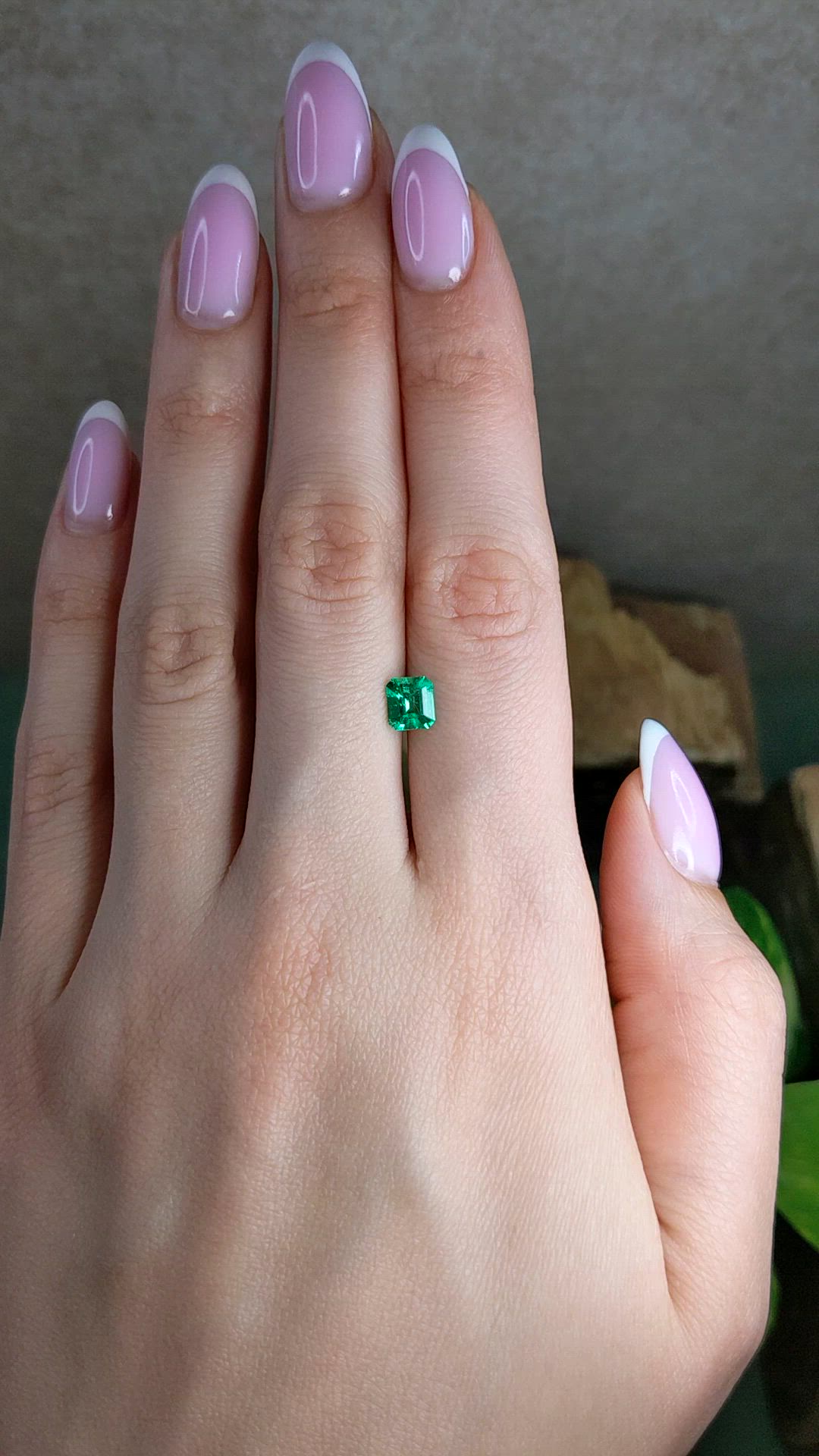 0.77 Ct. Emerald from Colombia Size Video