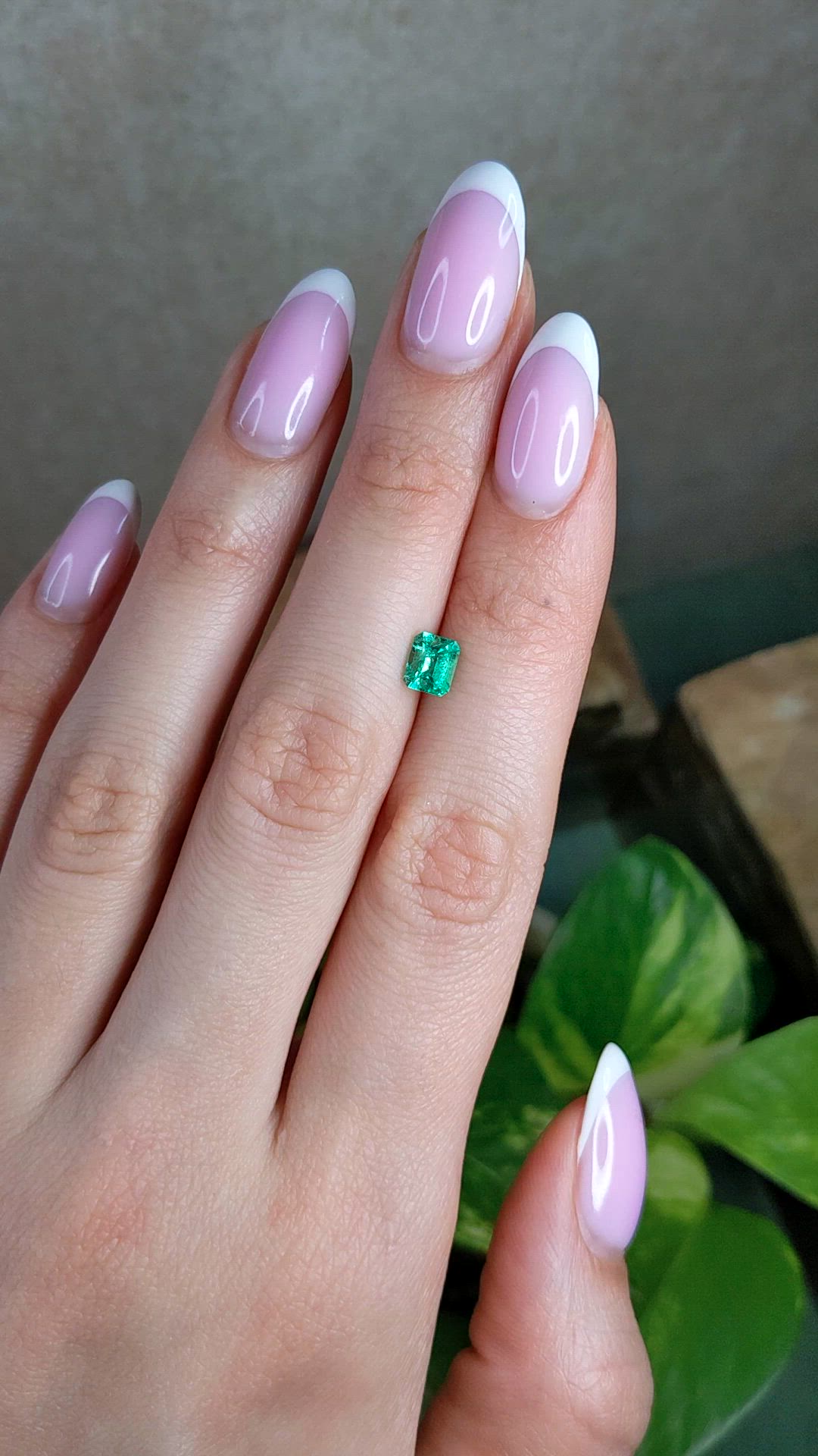 0.72 Ct. Emerald from Colombia Size Video