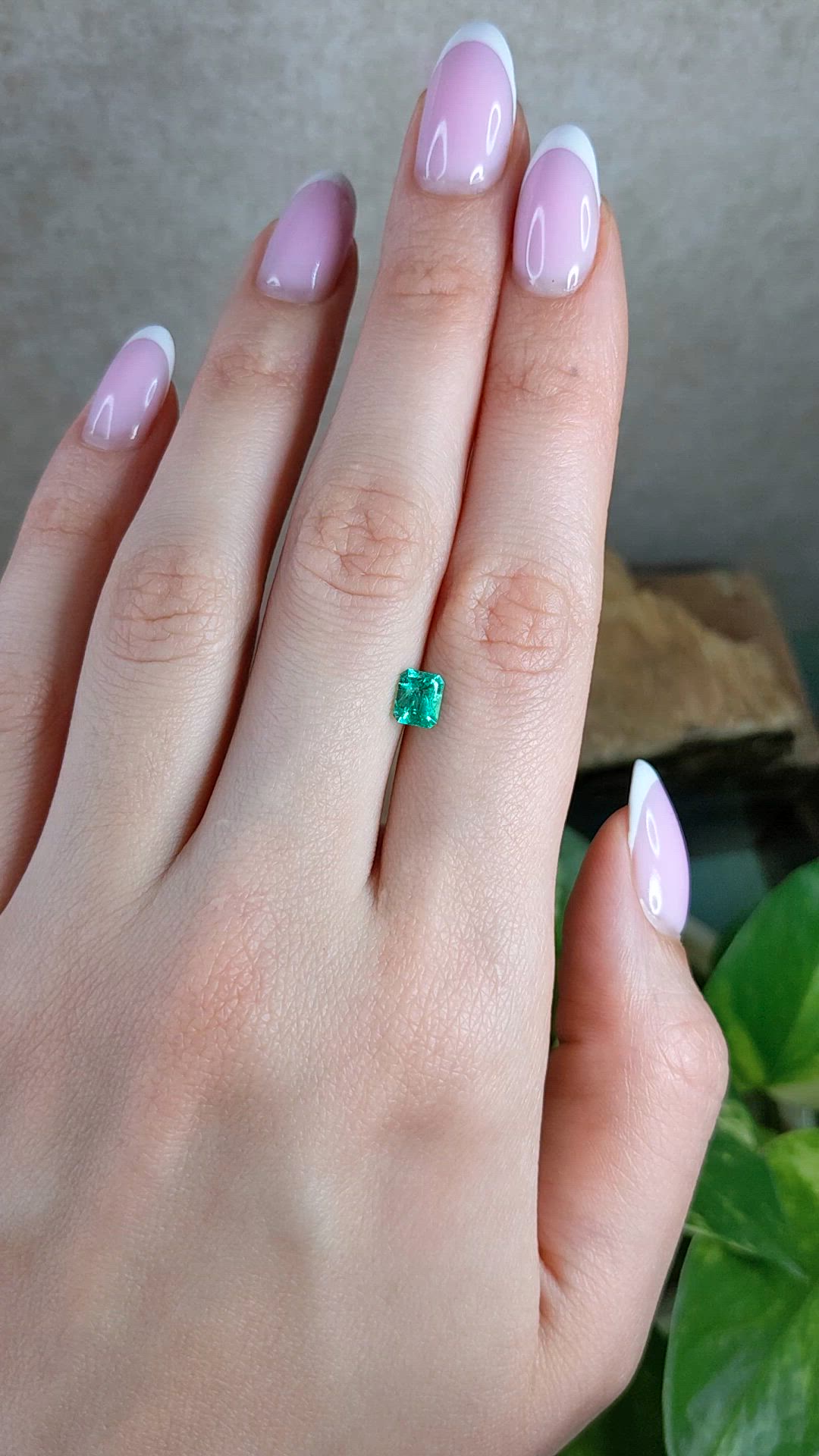 0.72 Ct. Emerald from Colombia Size Video