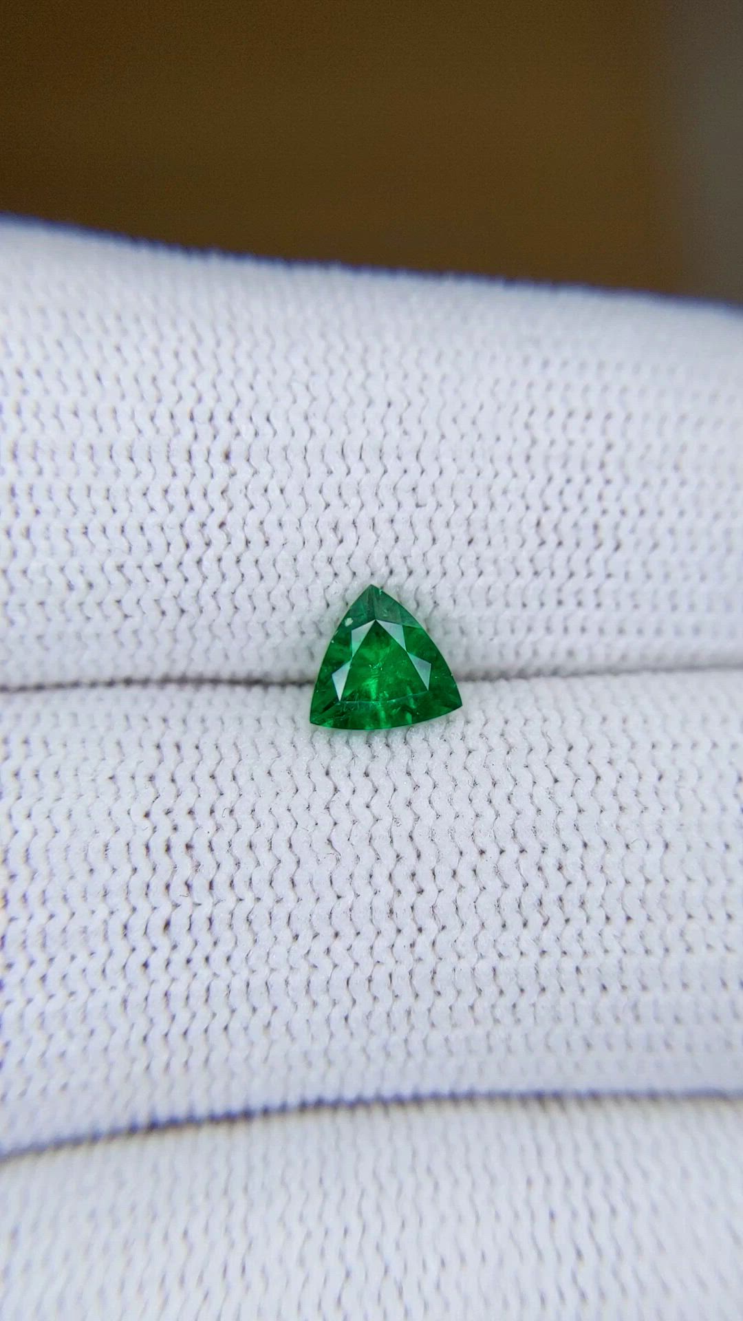 0.52 Ct. Emerald from Brazil Size Video