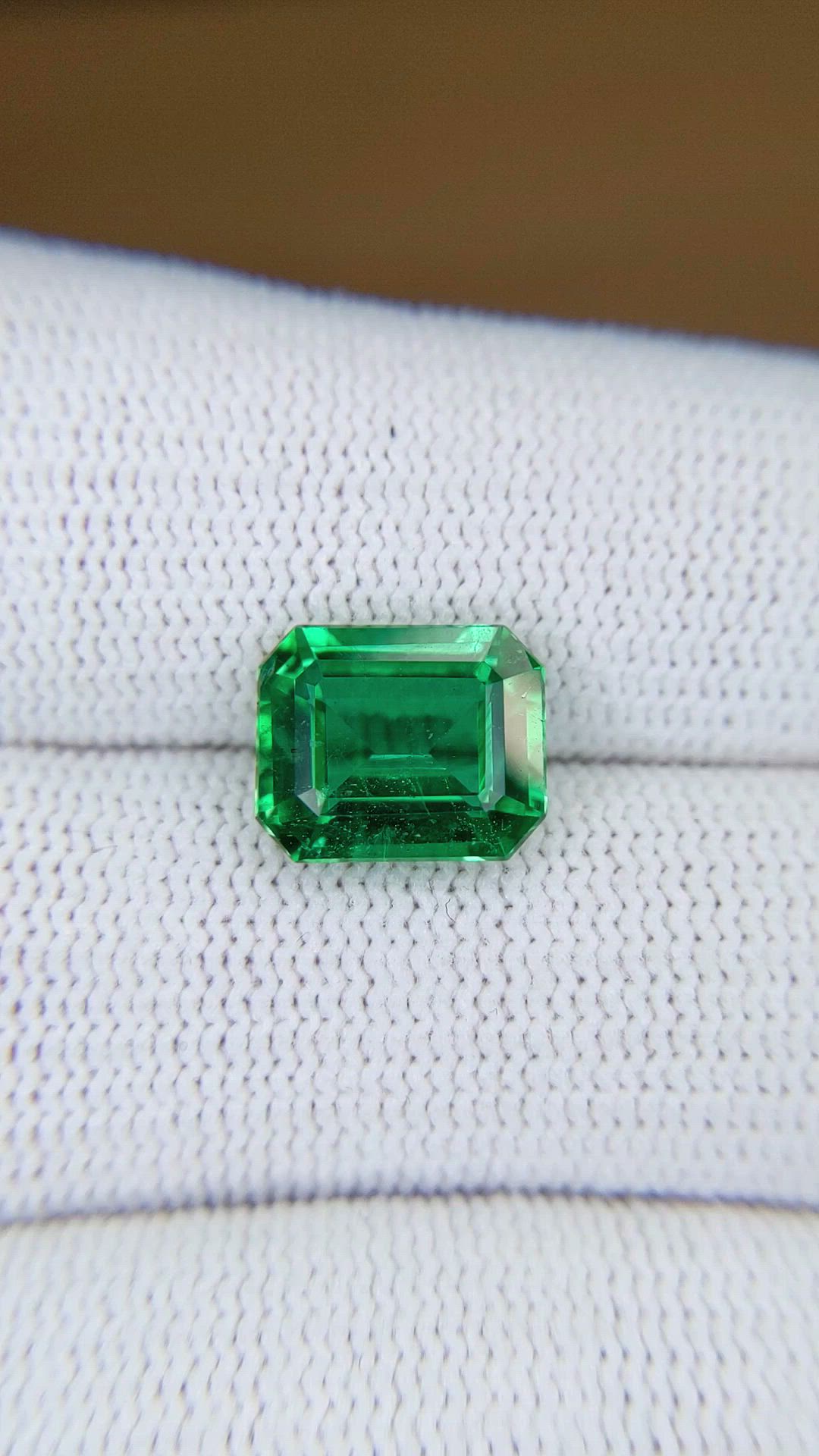 3.44 Ct. Emerald from Colombia Size Video
