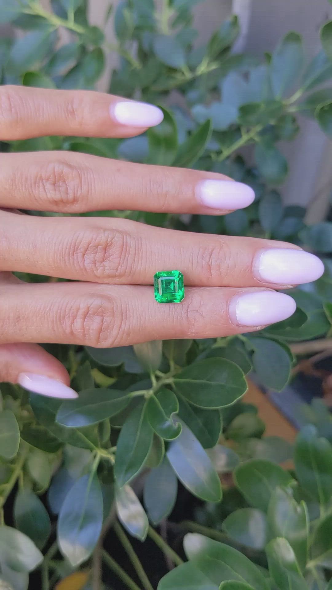 2.32 Ct. Emerald from Colombia Size Video