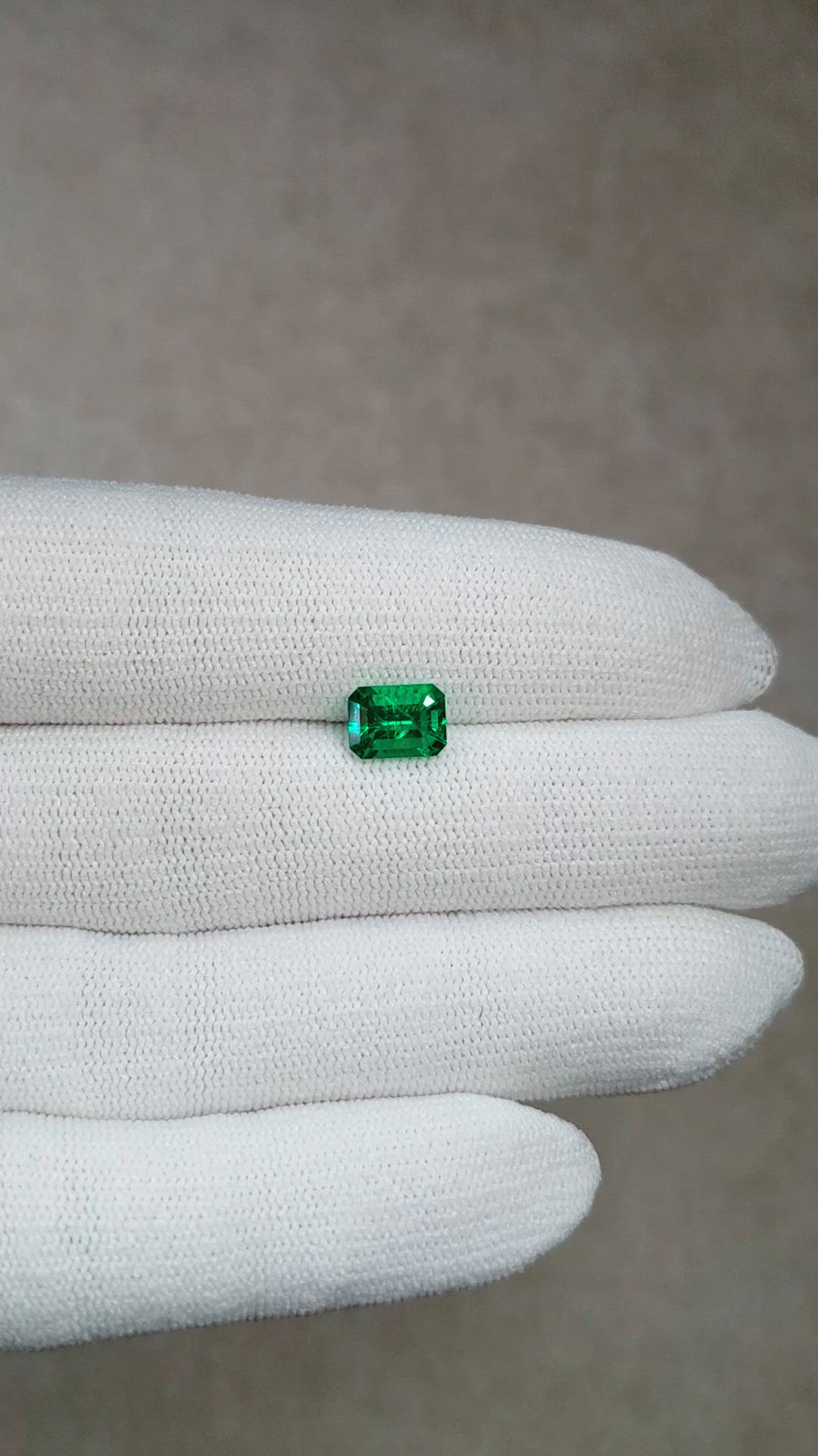 1.33 Ct. Emerald from Colombia Size Video