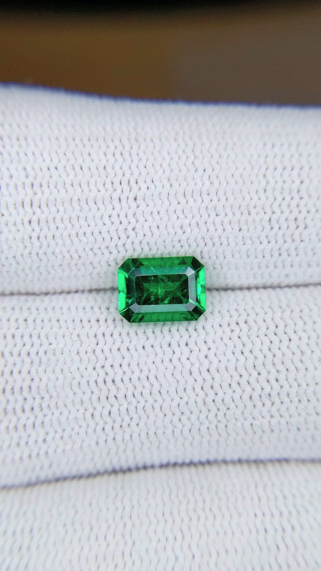 1.33 Ct. Emerald from Colombia Size Video