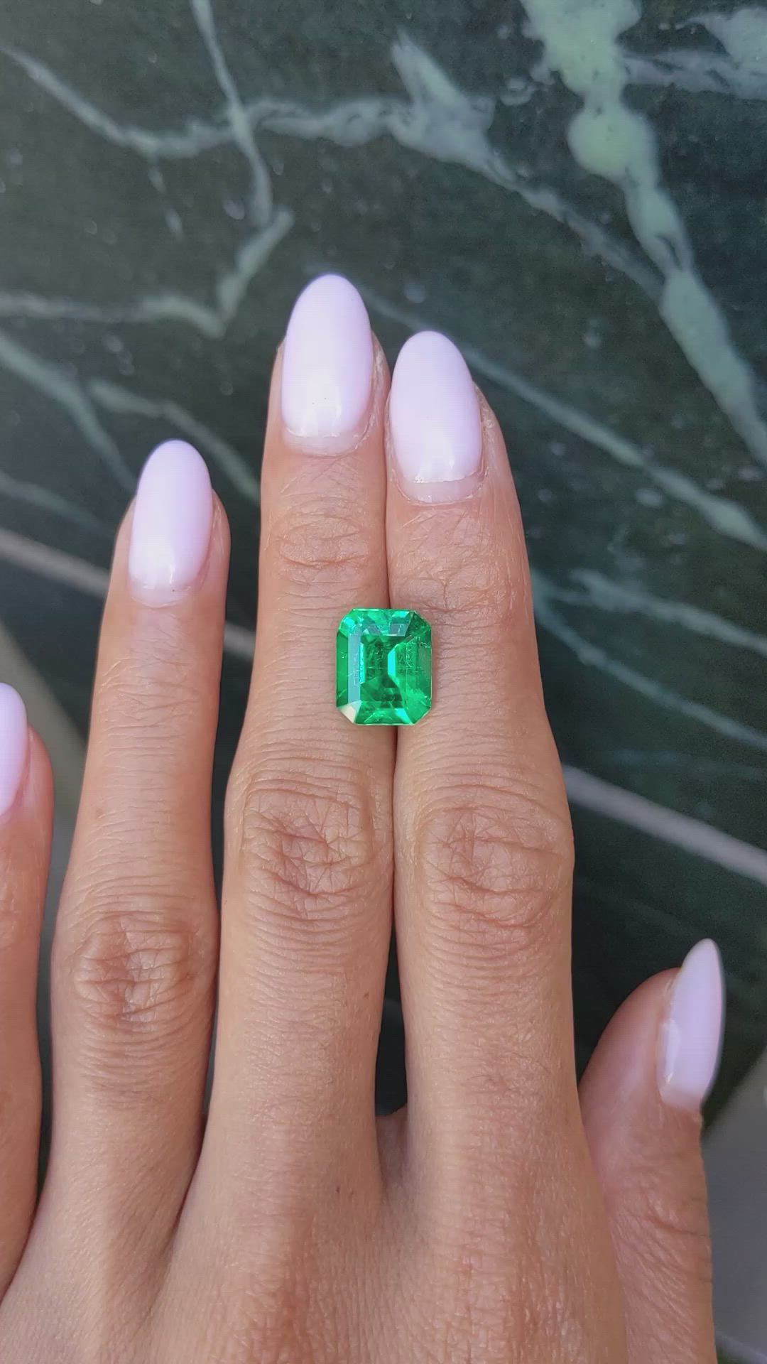 3.93 Ct. Emerald from Colombia Size Video
