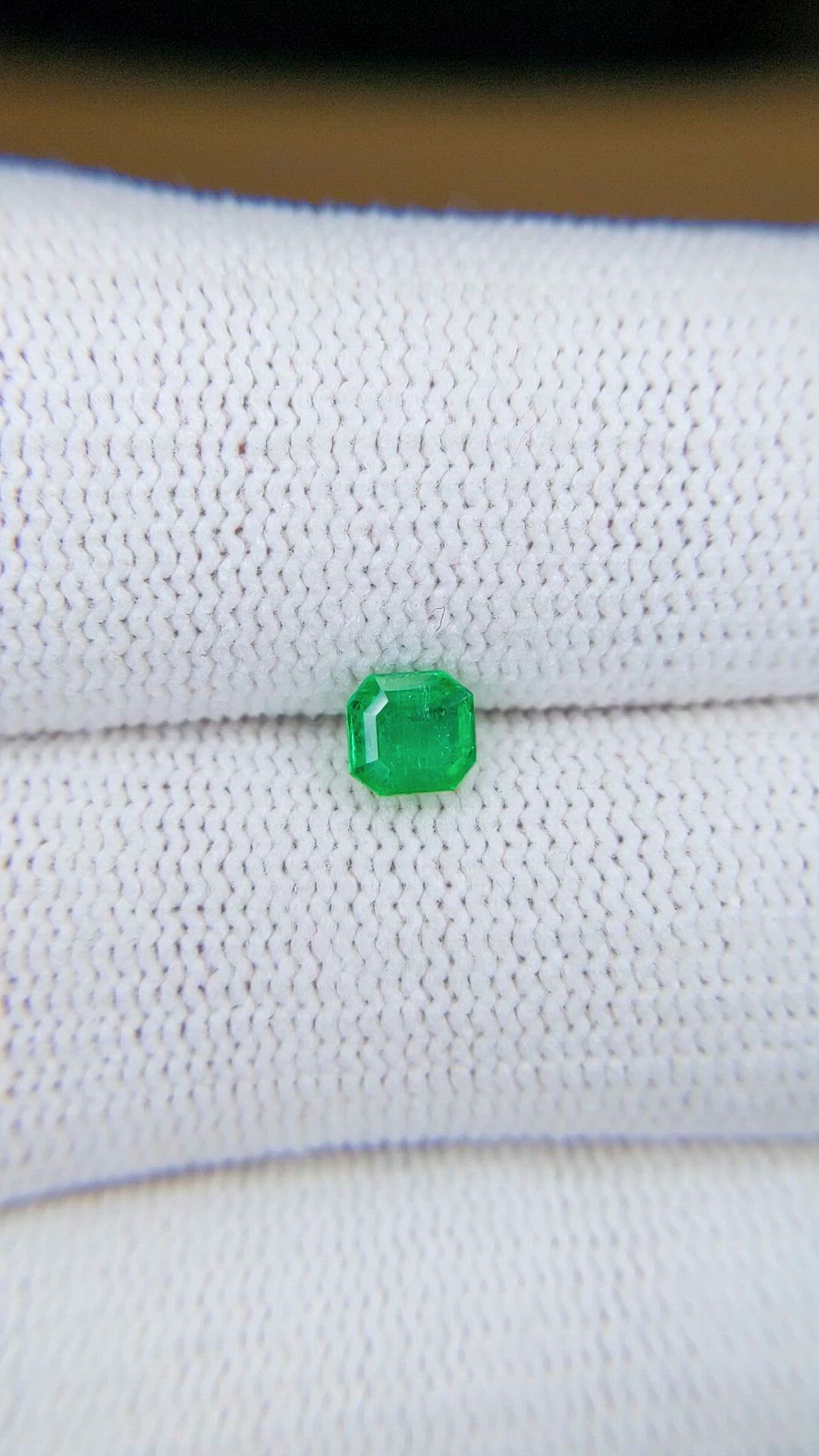 0.47 Ct. Emerald from Colombia Size Video