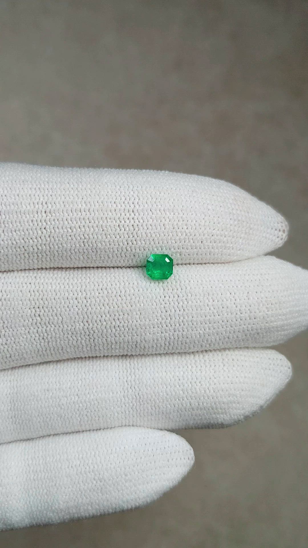 0.47 Ct. Emerald from Colombia Size Video